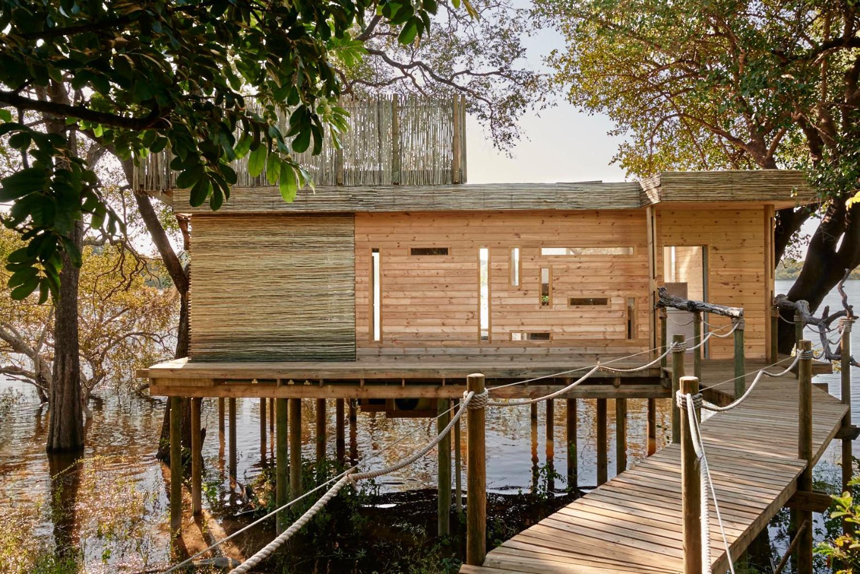 Victoria Falls River Lodge