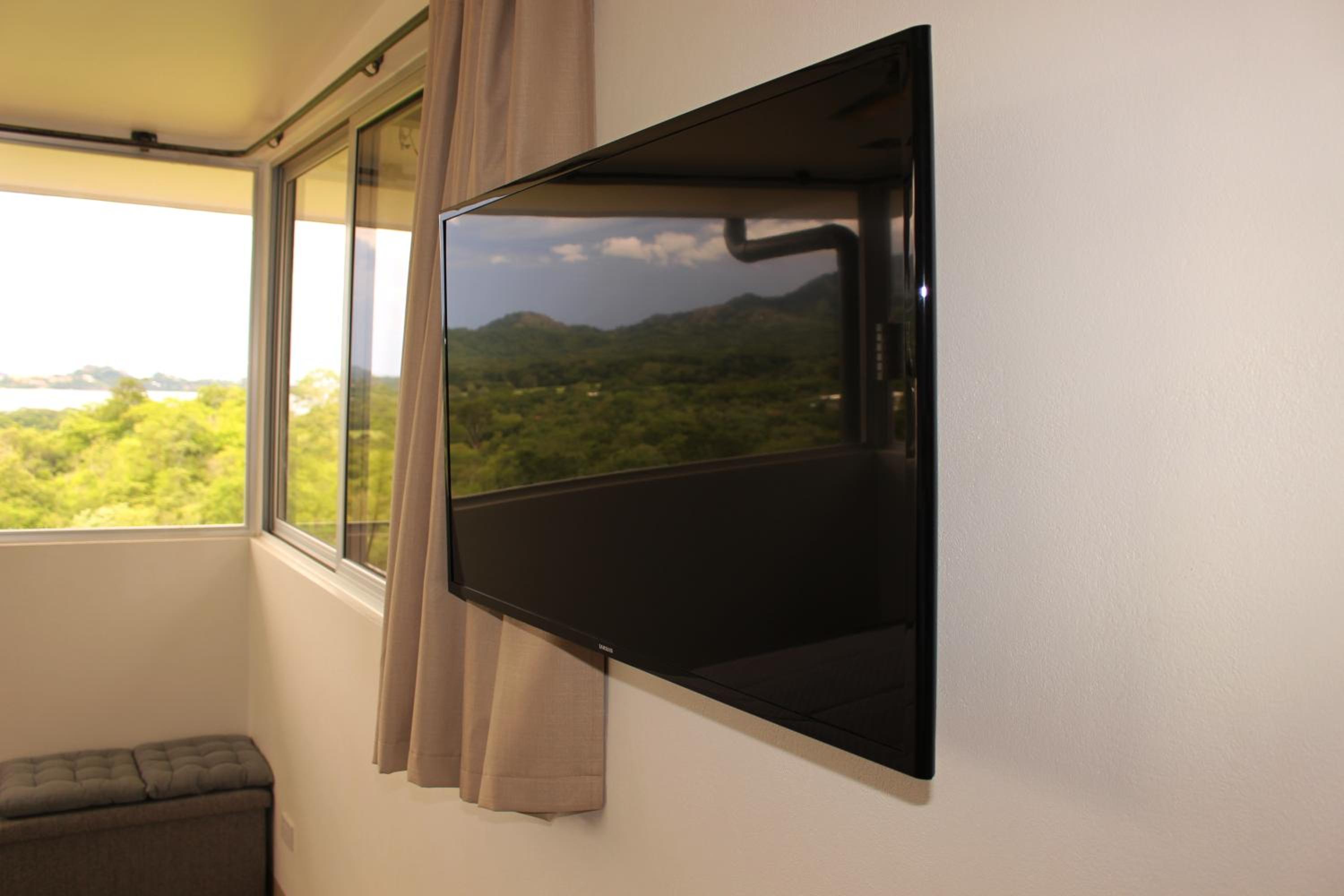 Horizon Lodge Potrero view 5