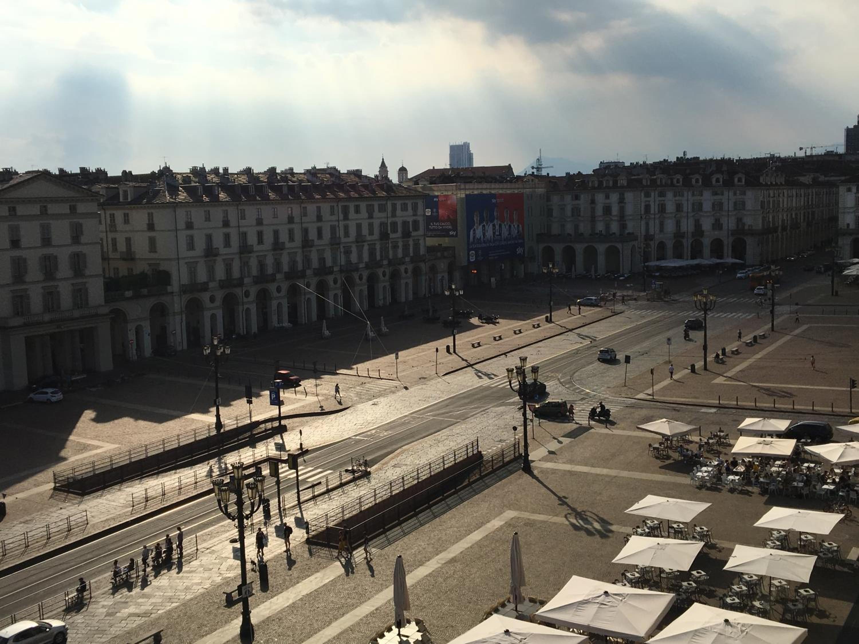 TORINO VACANCY 3 - Elegant & Romantic house with a view of Piazza Vittorio/Gran Madre photo 3