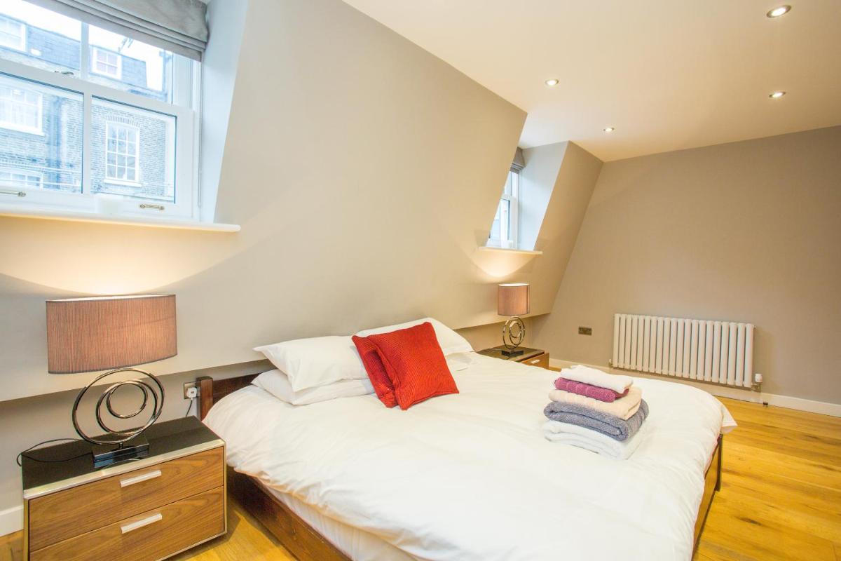 The Escalier Mews - Bright 3BDR Home