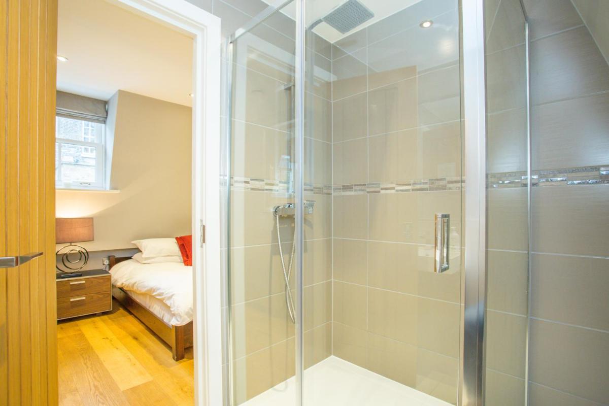 The Escalier Mews - Bright 3BDR Home