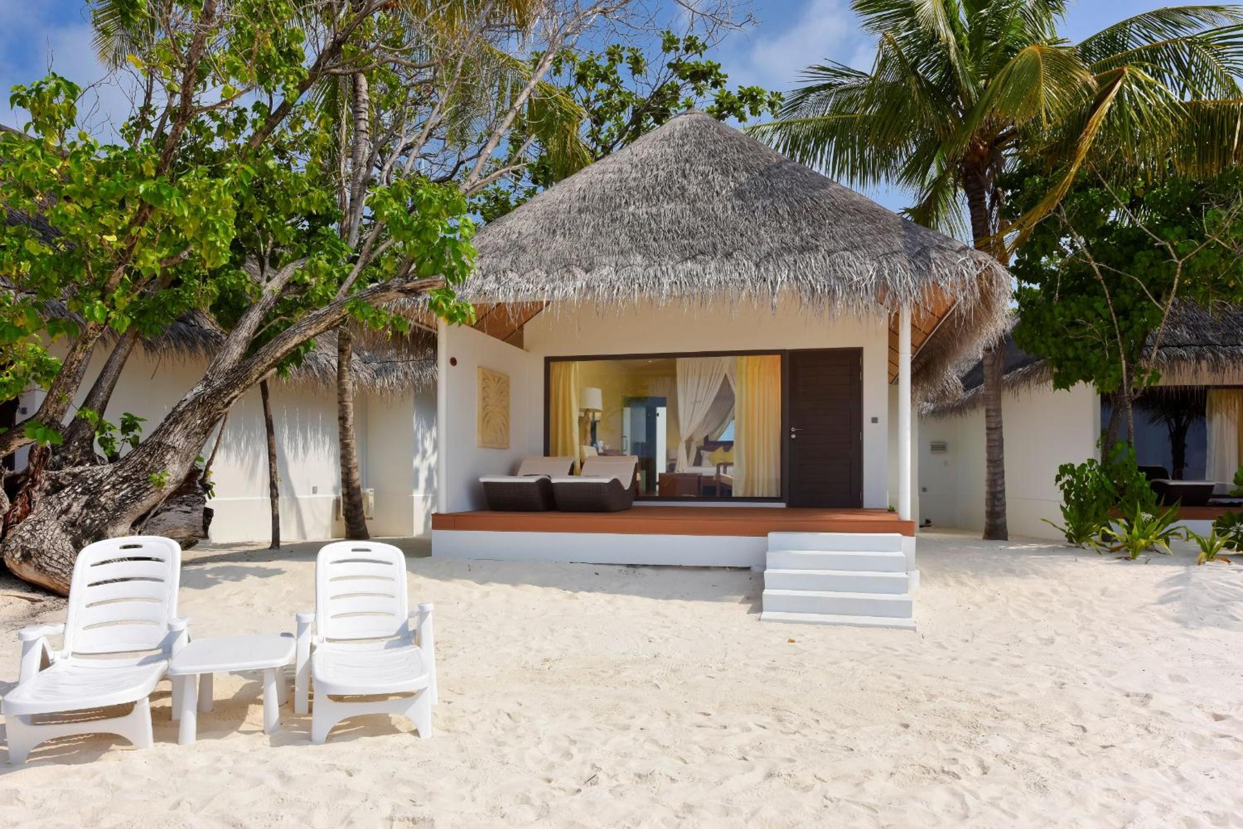 Dreamland Maldives Resort