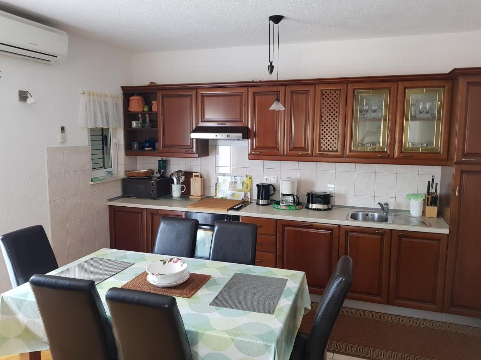 Apartments Krizanac