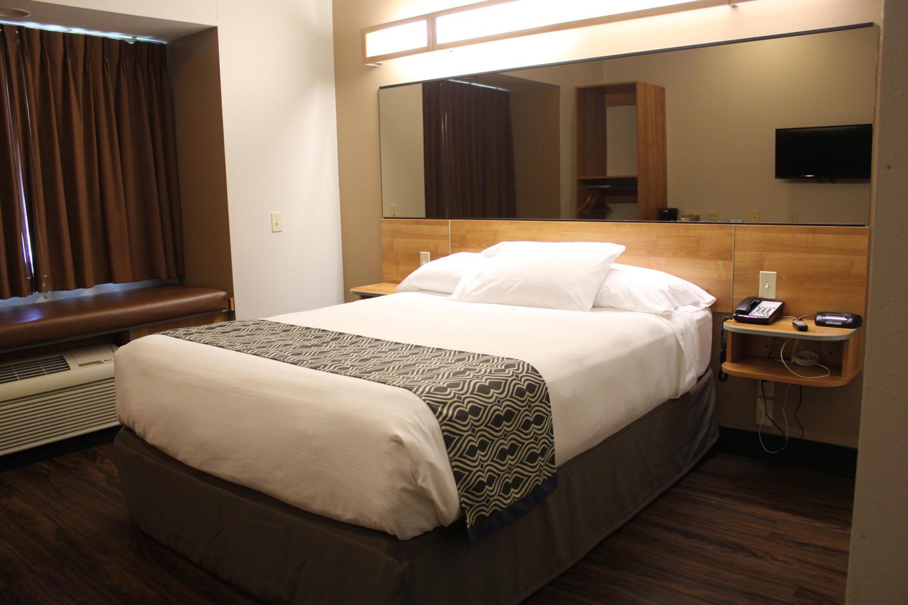 New York City Vacations - York Microtel Inn Suites by Wyndham - Property Image 42
