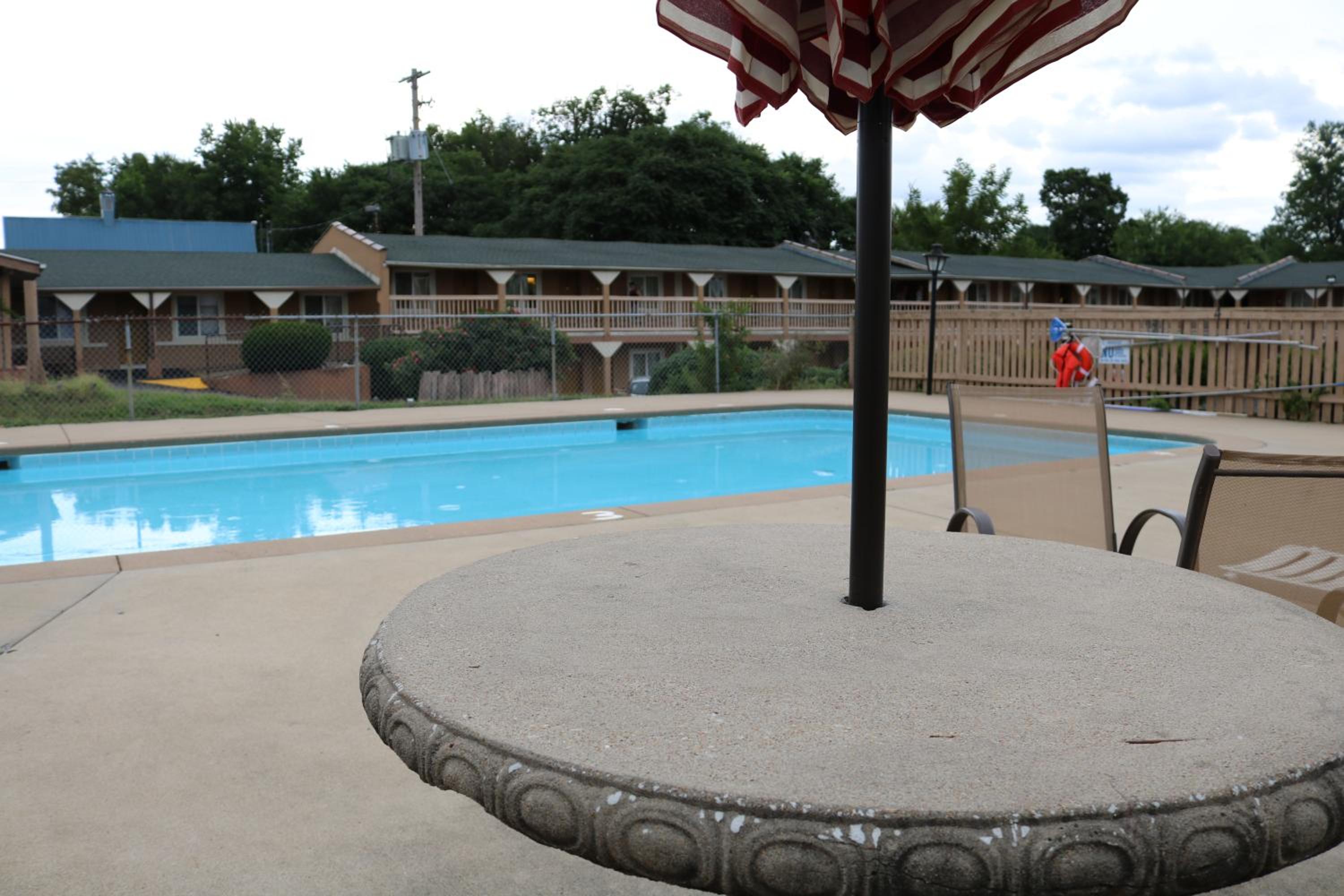 Springfield Vacations - Battlefield Inn Springfield - Property Image 25