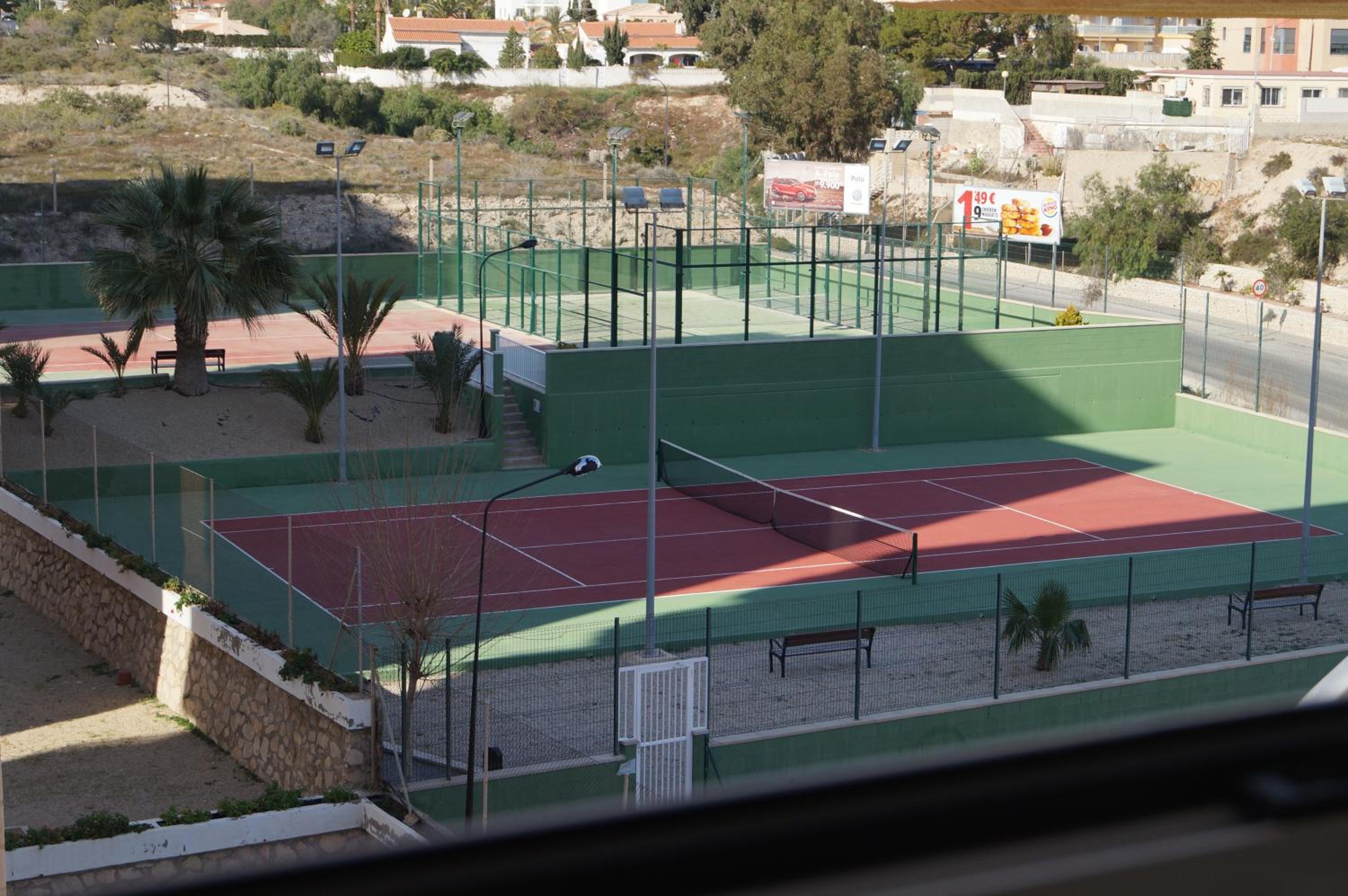 Photo 8
