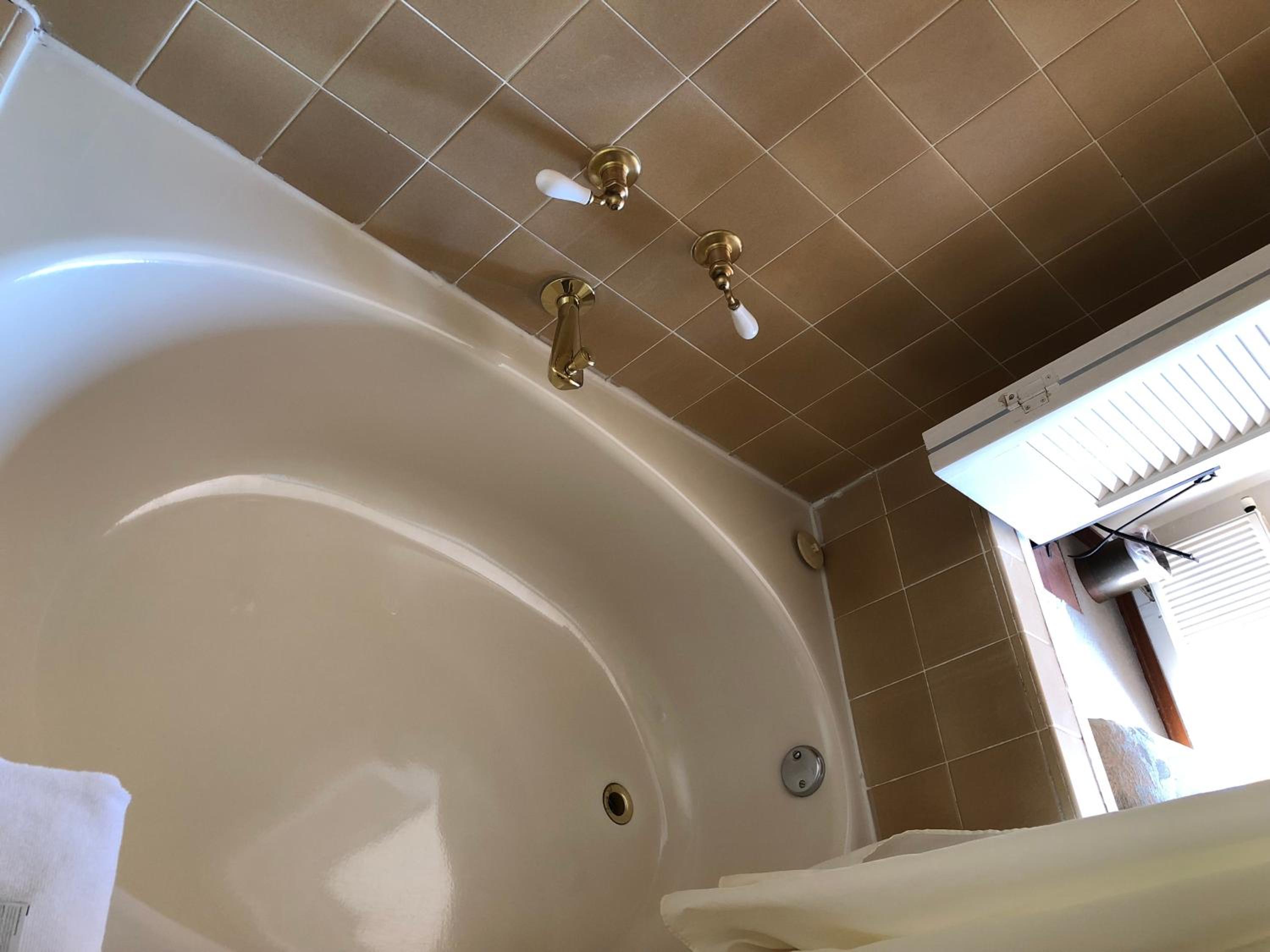 Mountain Home Inn 10