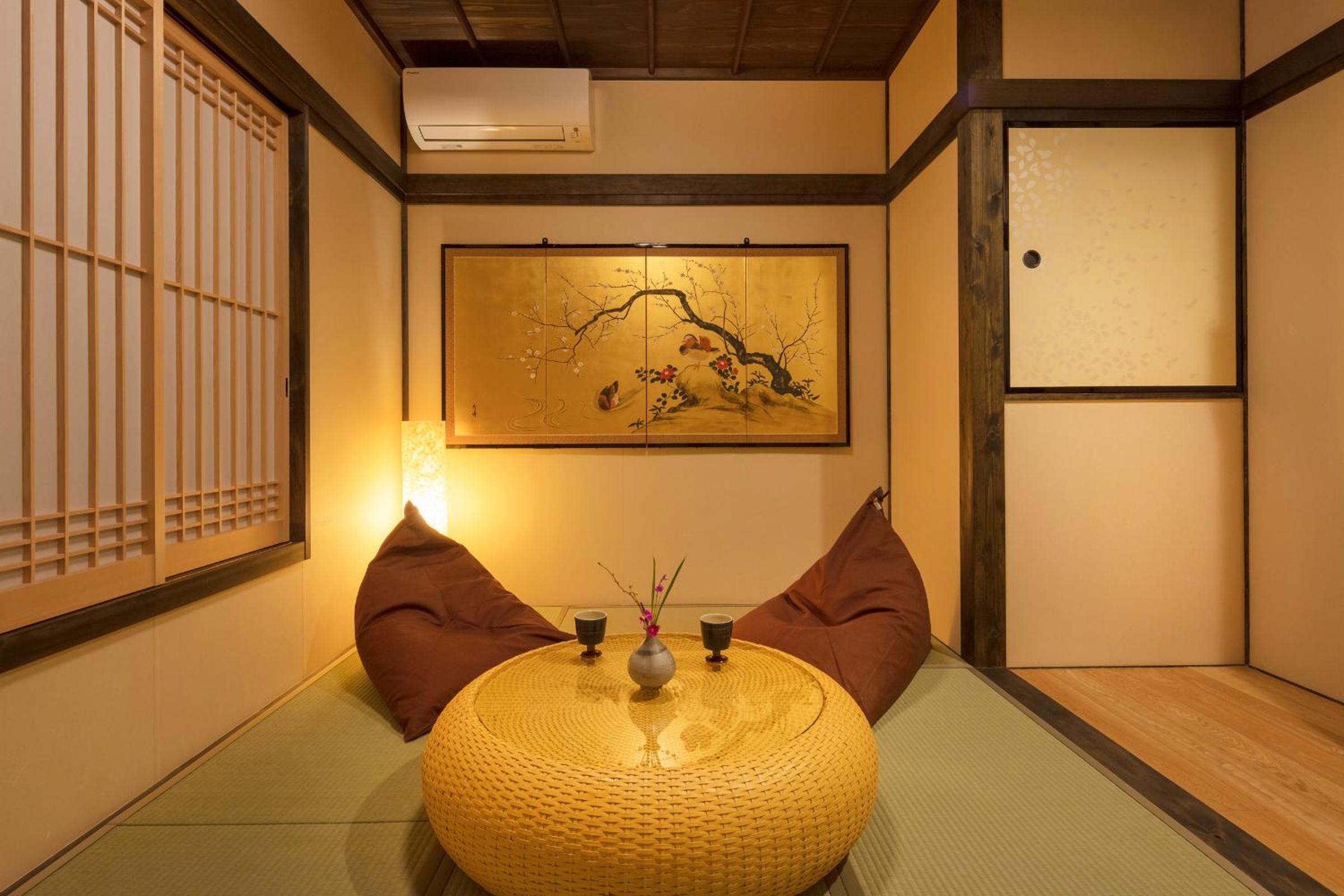Hanakagari Machiya House view 2