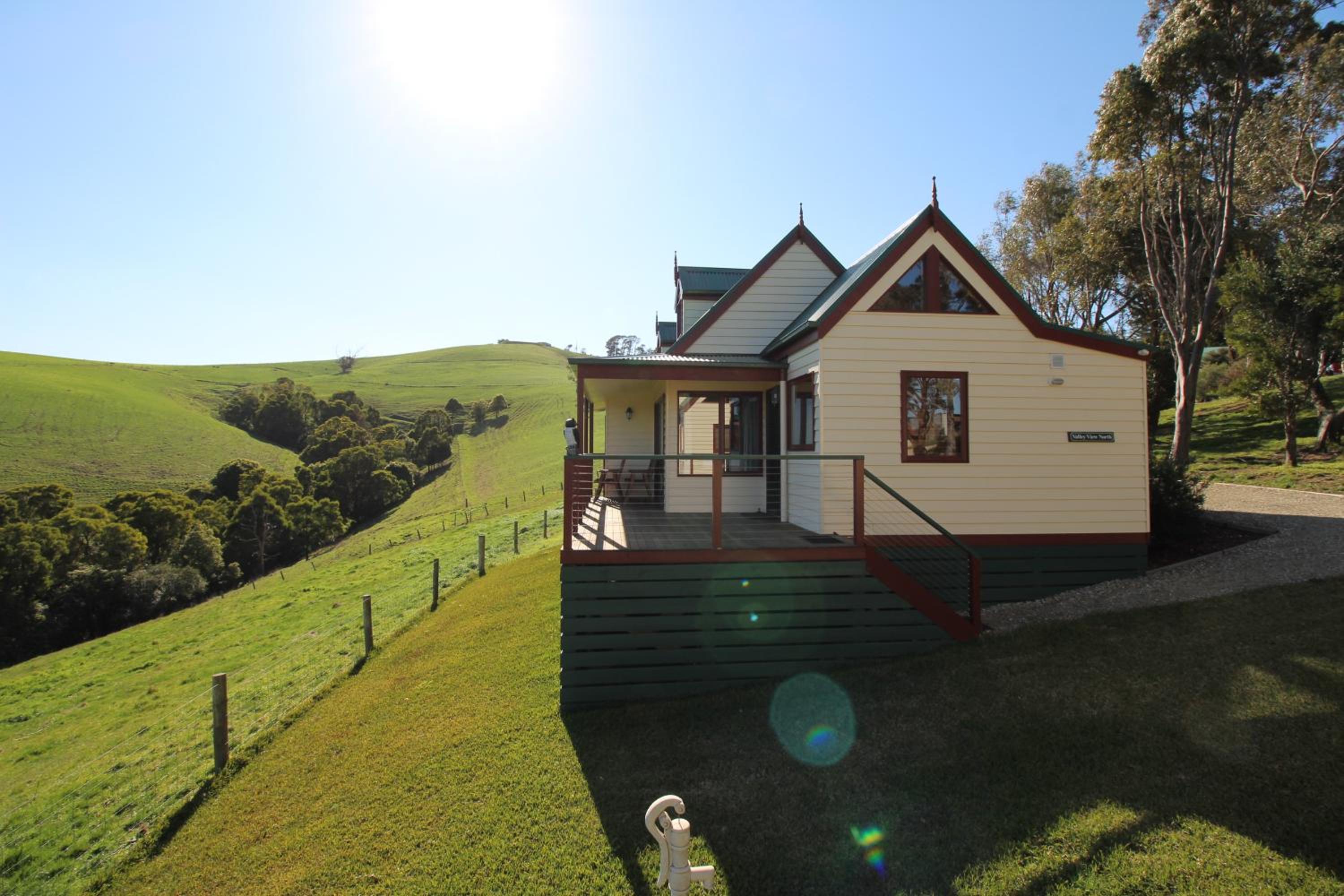 Maple Ridge Cottages