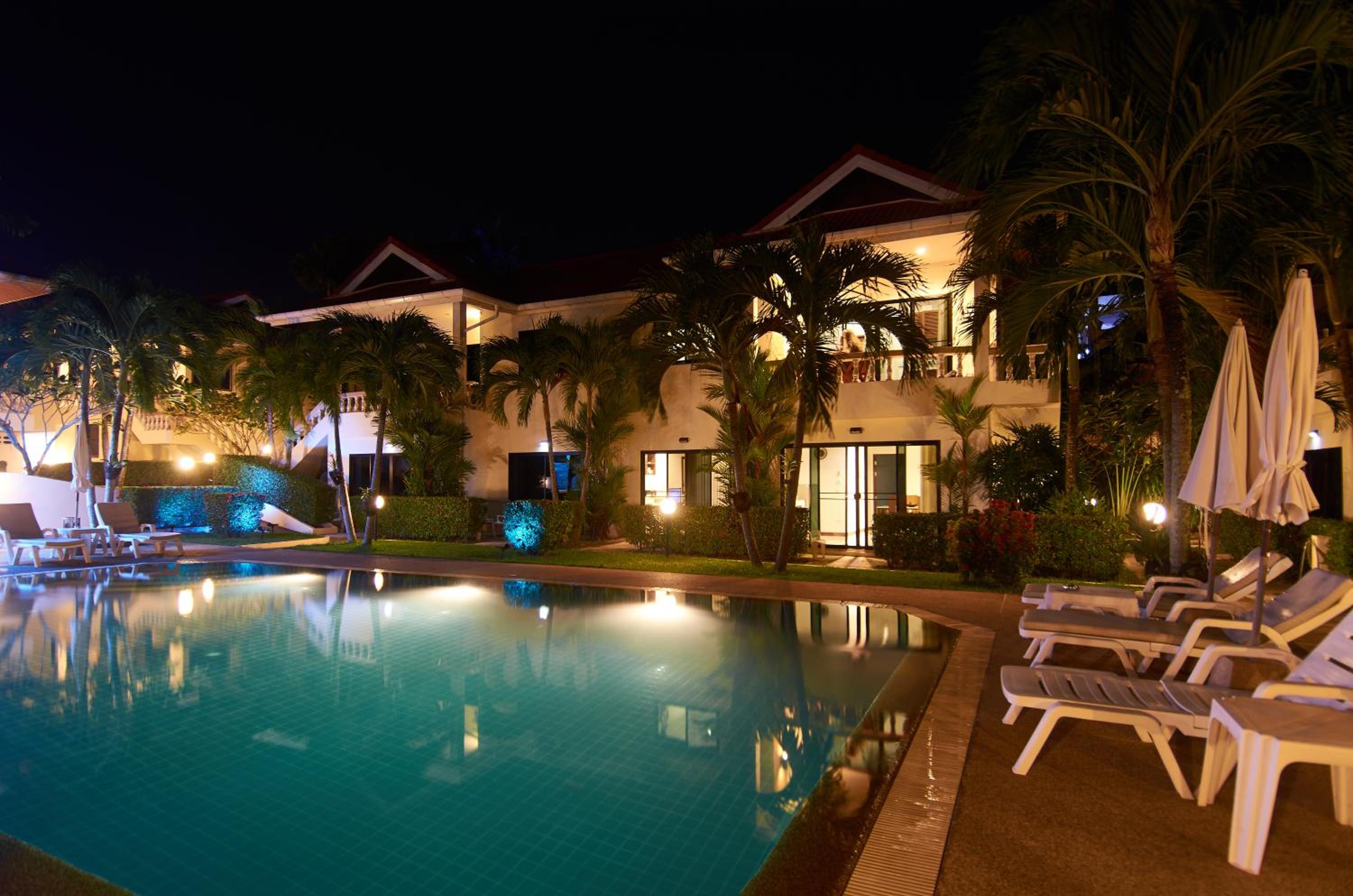 Phuket Riviera Villas Hotel