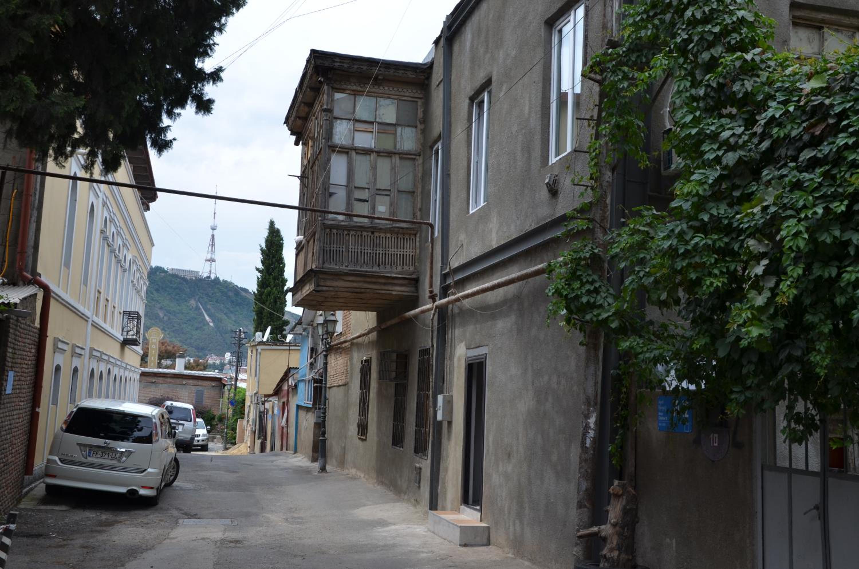 Guest house UTA