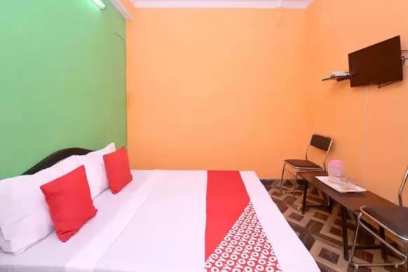 Cheerful & delight stay in Shimla view 4