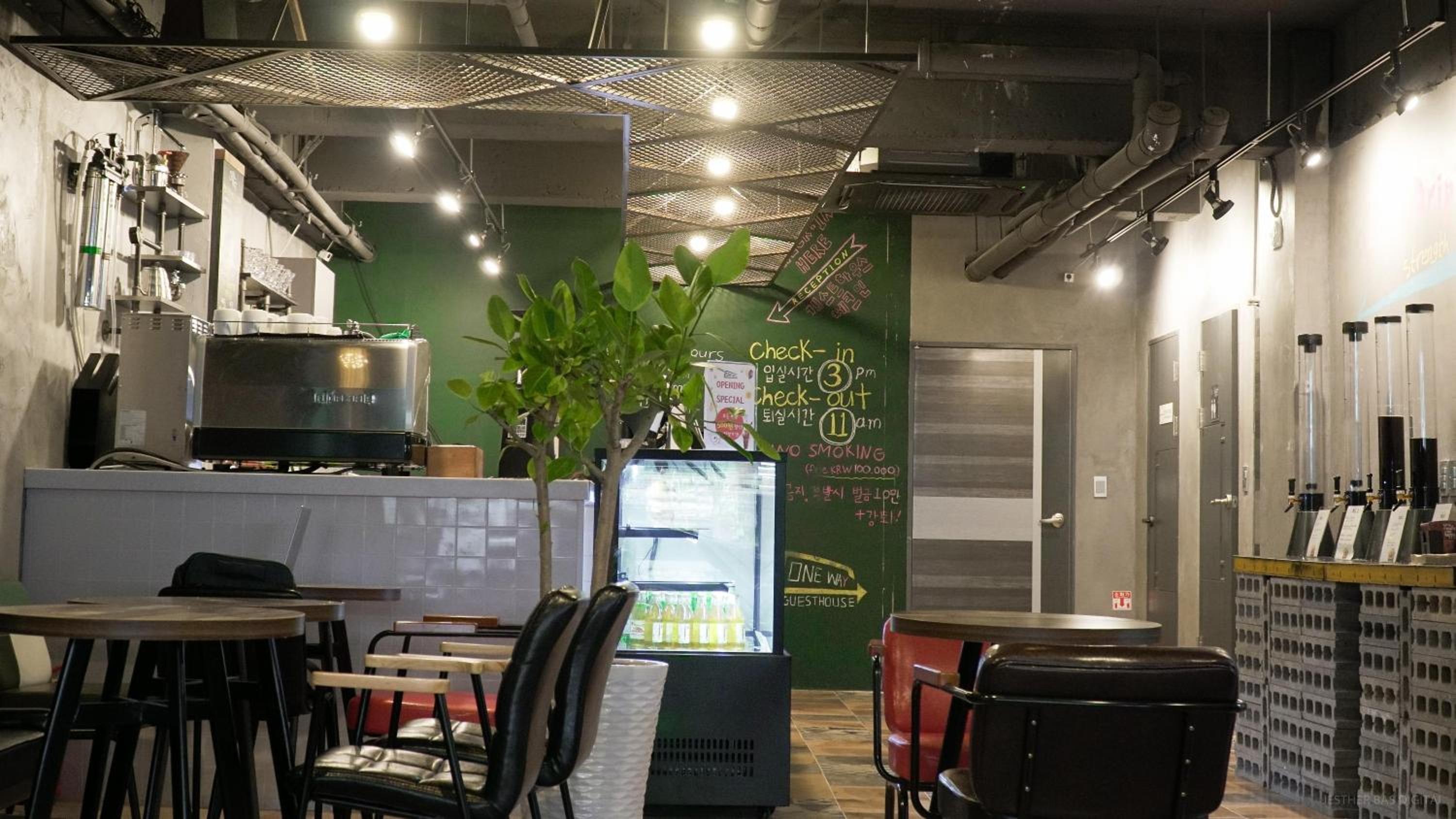 One Way Guesthouse Busan