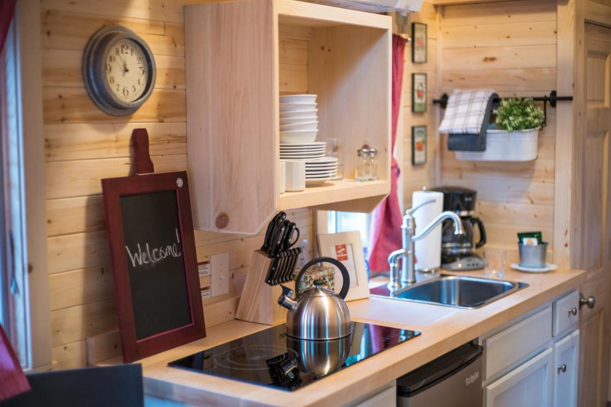 Mount Hood Village Scarlett Tiny House 3 view 4