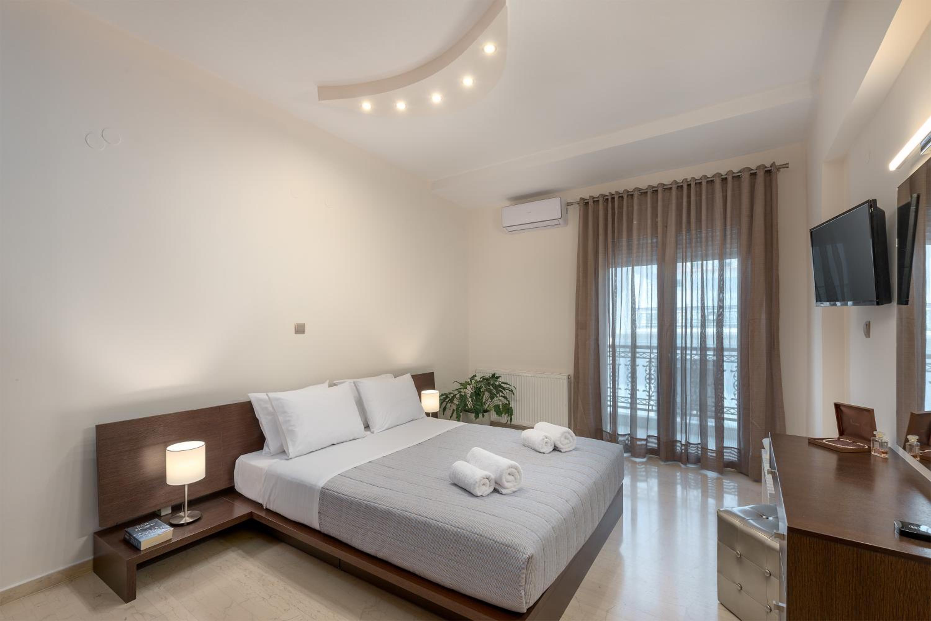 Rethymno Moonlight photo 2