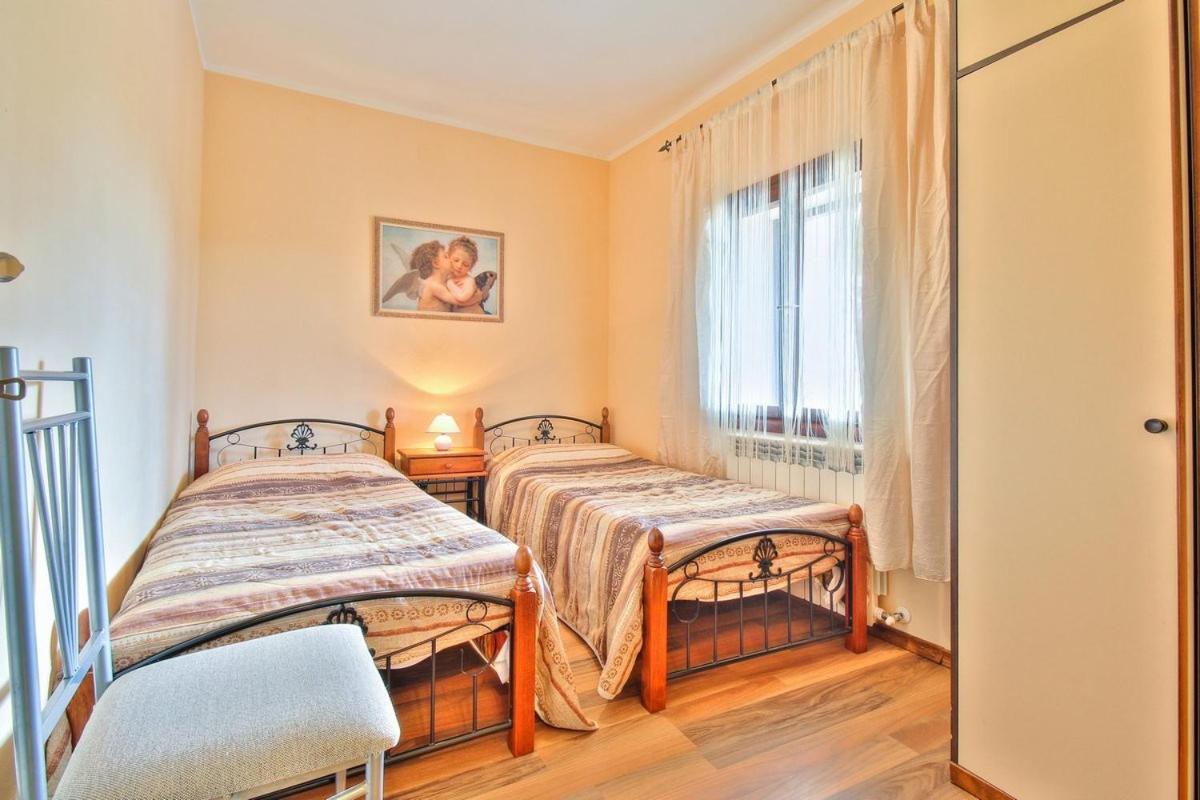 Lorena Apartments