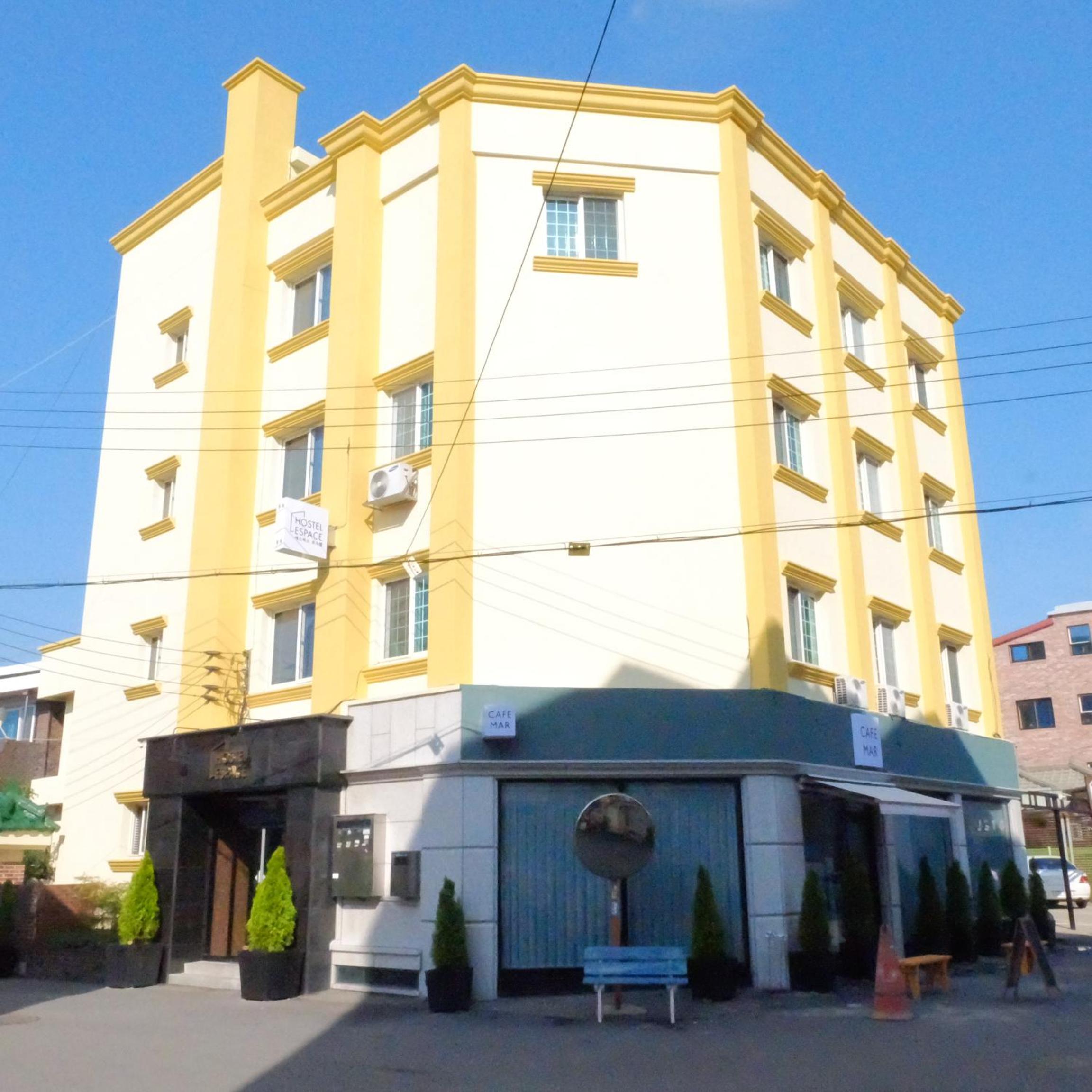 Hostel Espace