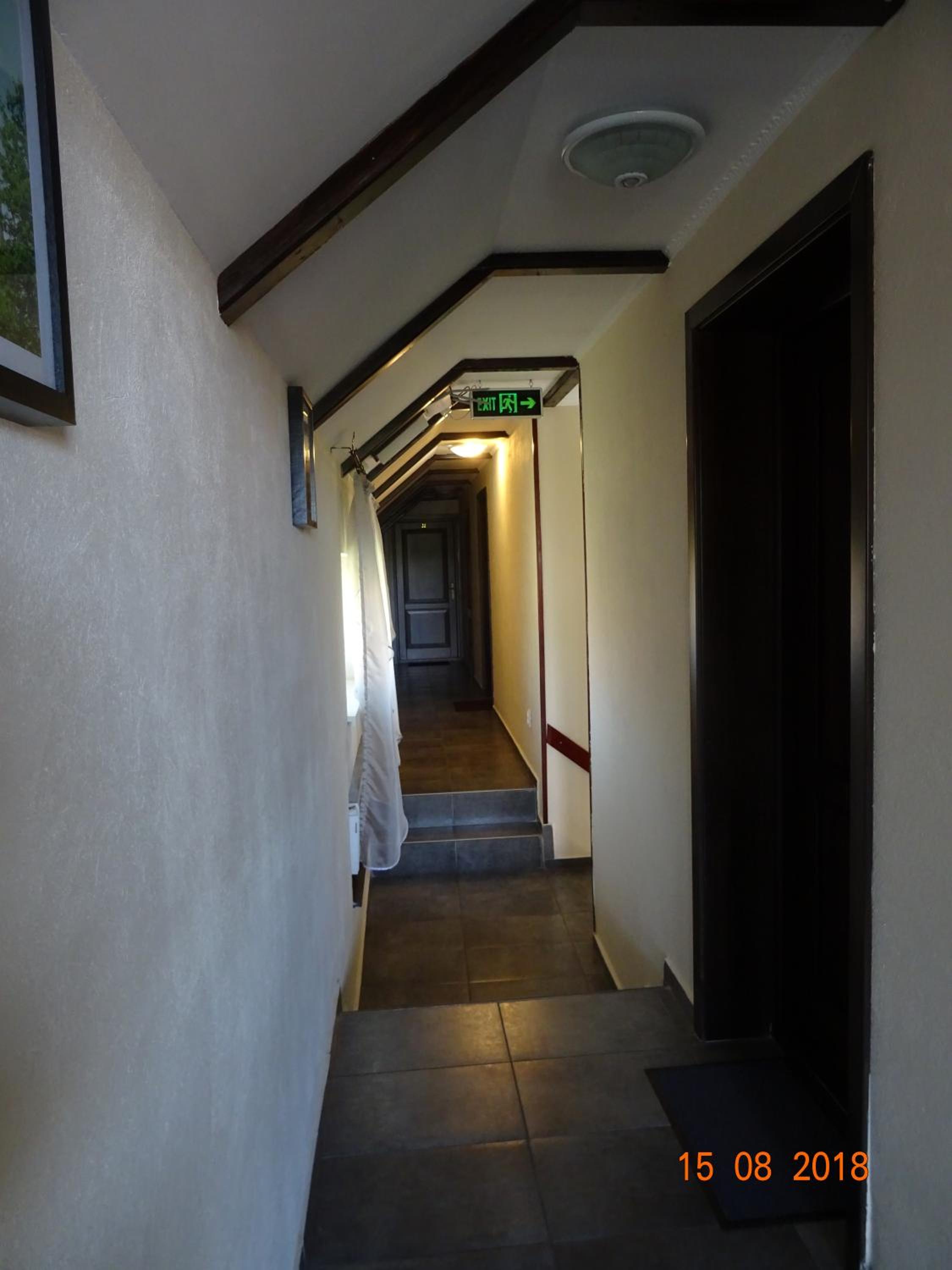 Photo 49