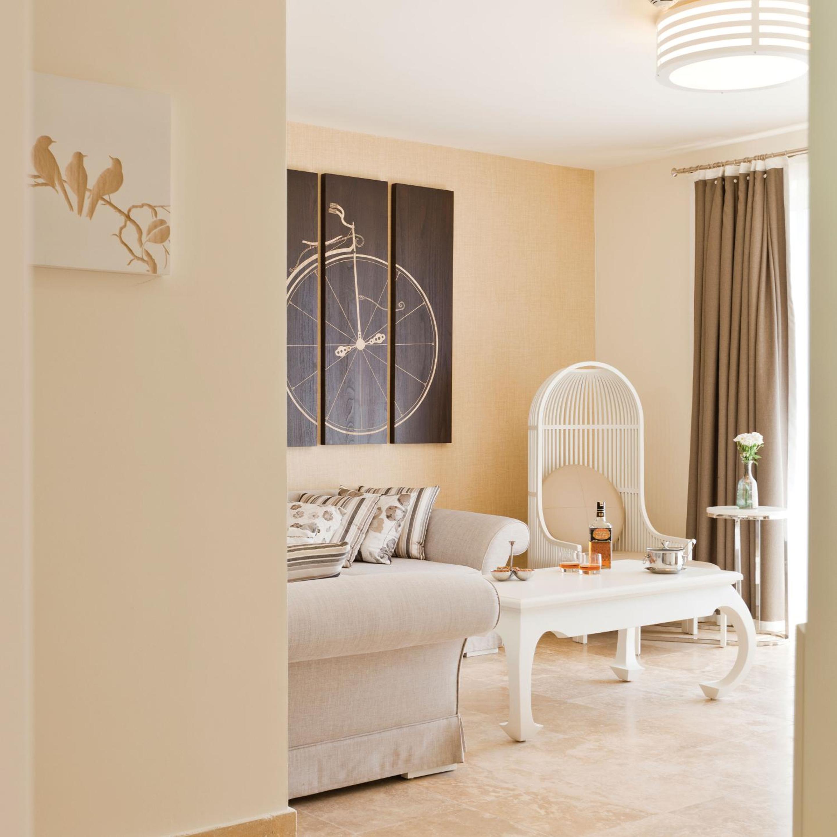 Paloma Oceana - Image 46