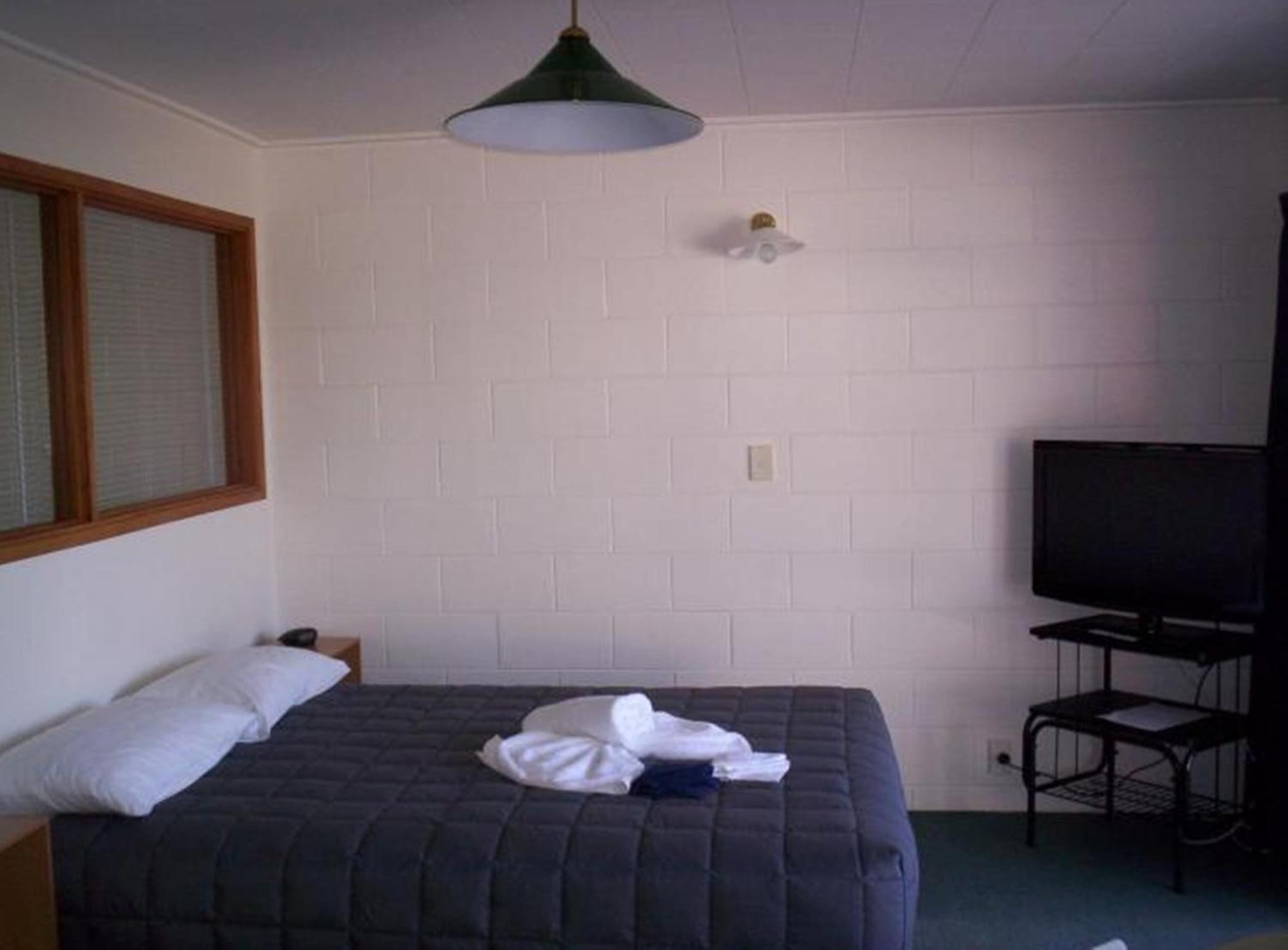 Broadway Motor Inn