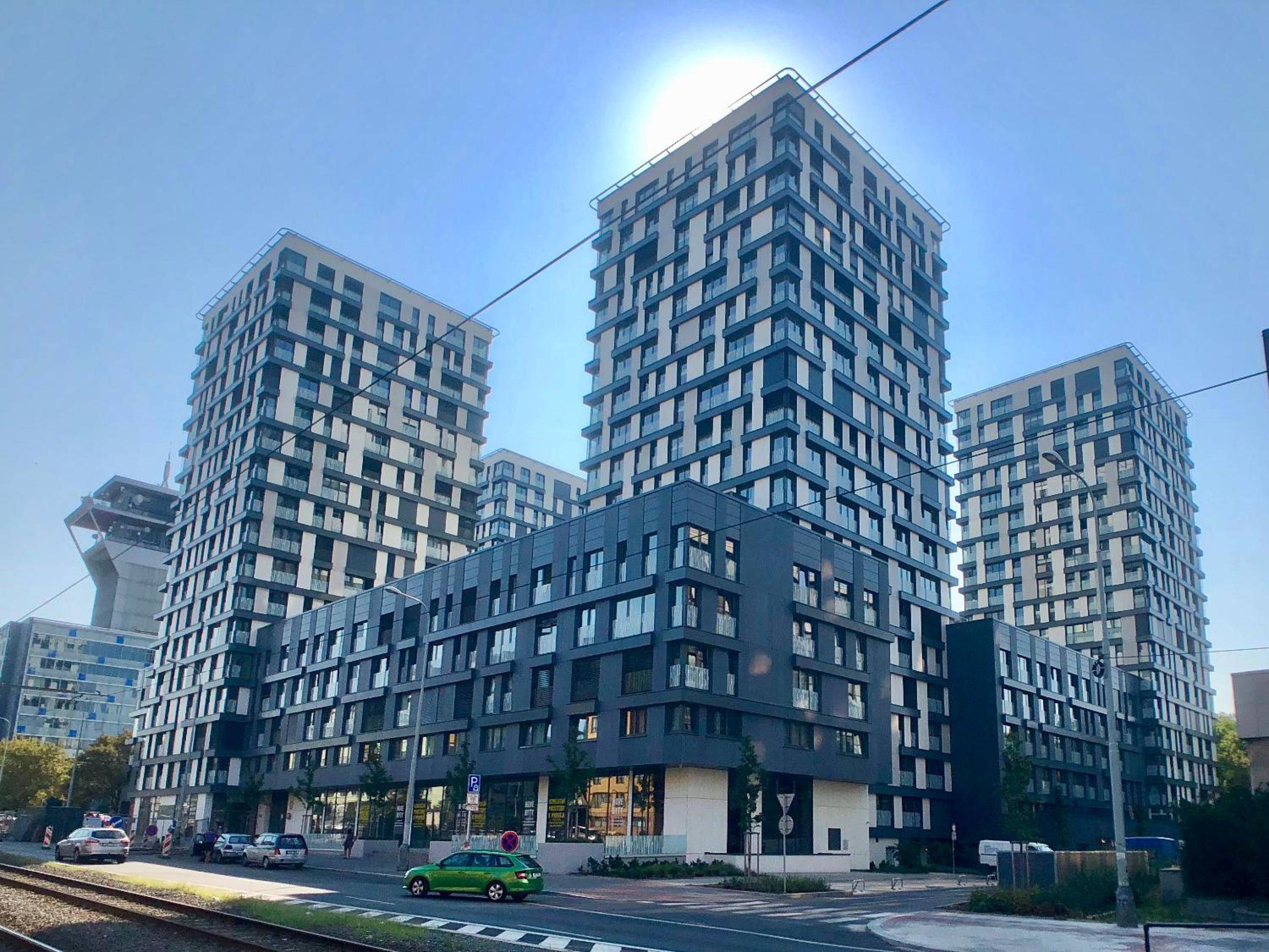 ART Garden Towers Prague