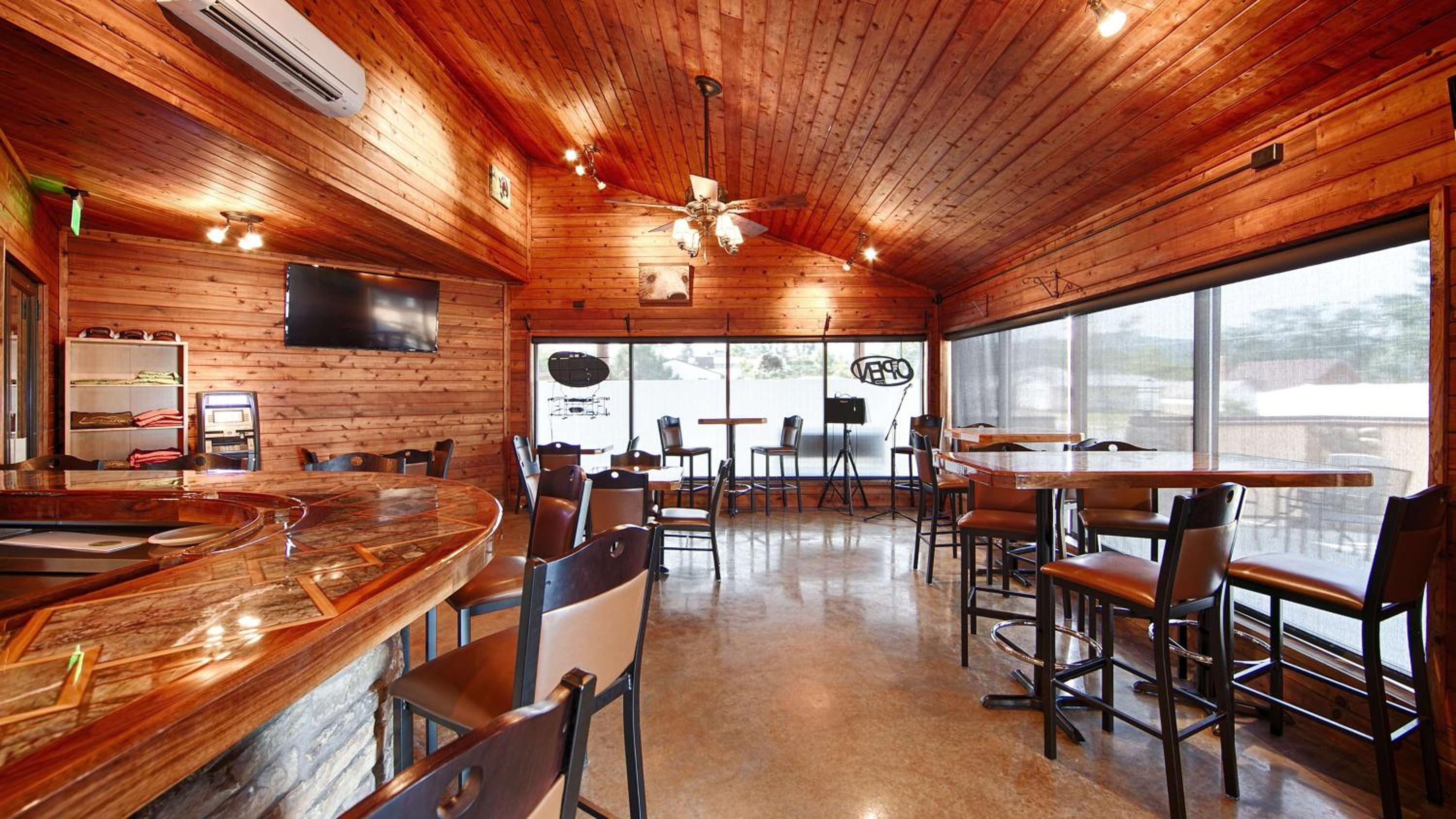 Spearfish Vacations - Best Western Black Hills Lodge - Property Image 21