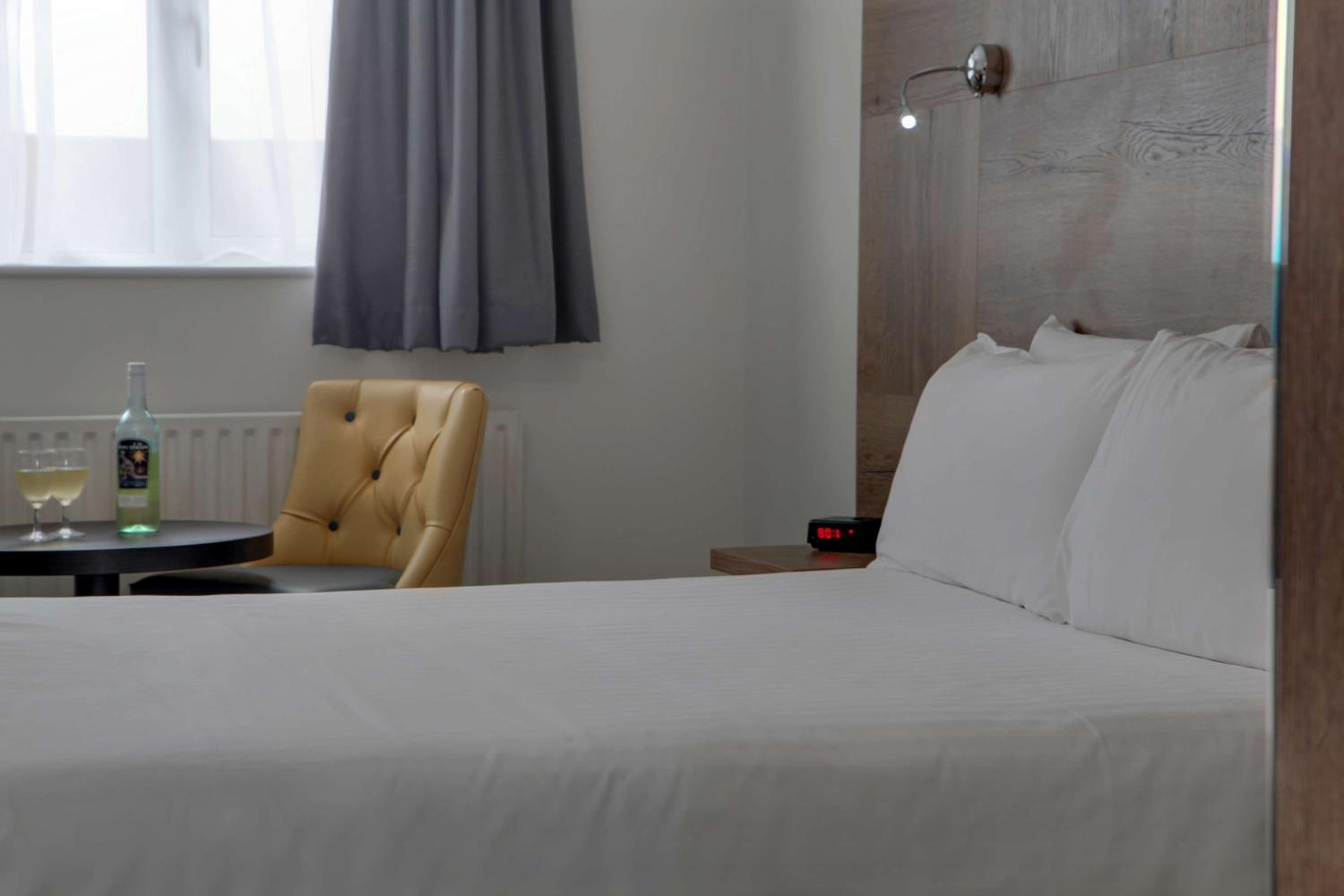 Watford Vacations - Best Western White House Hotel - Property Image 3