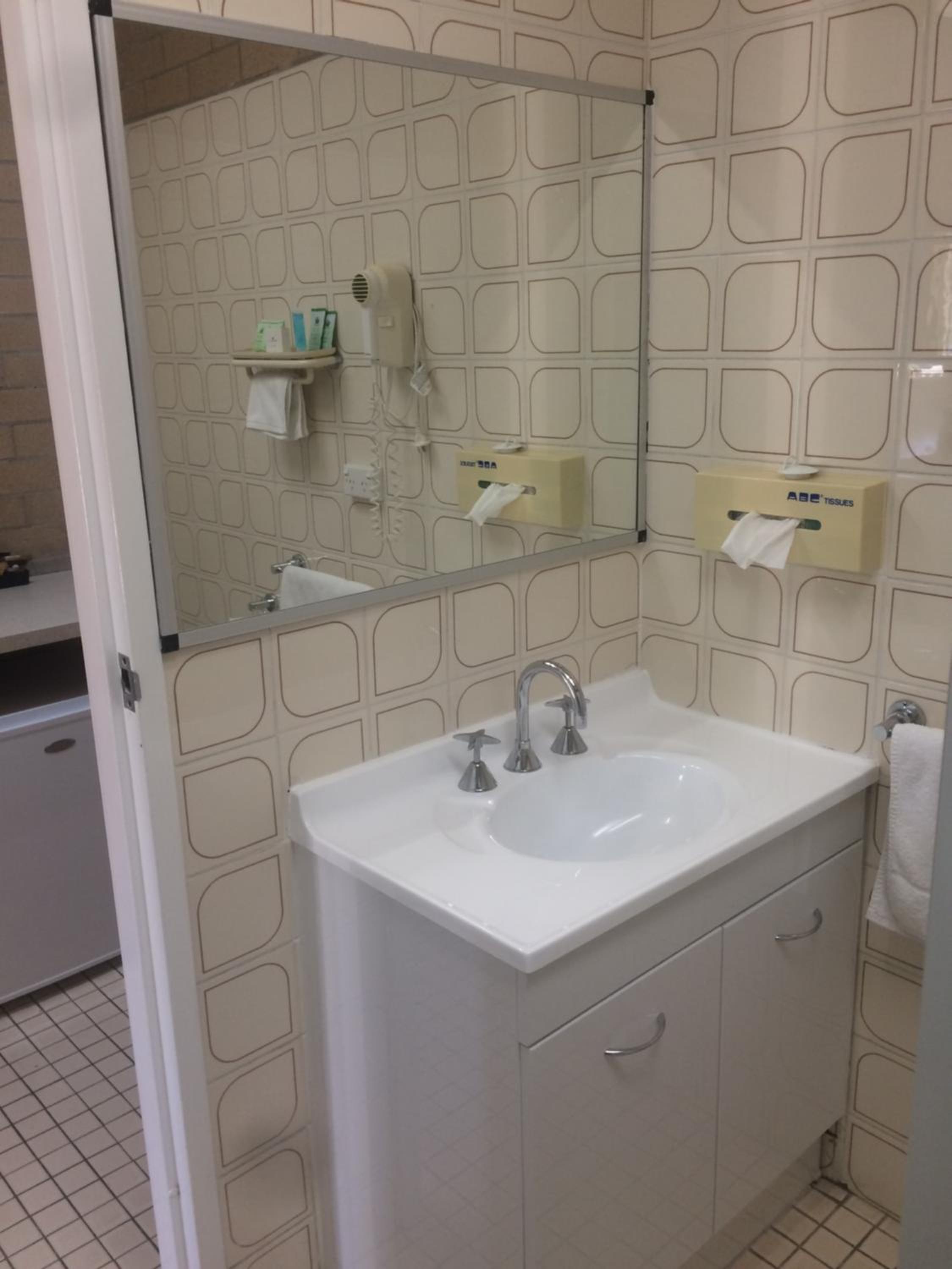 Alexander Motor Inn