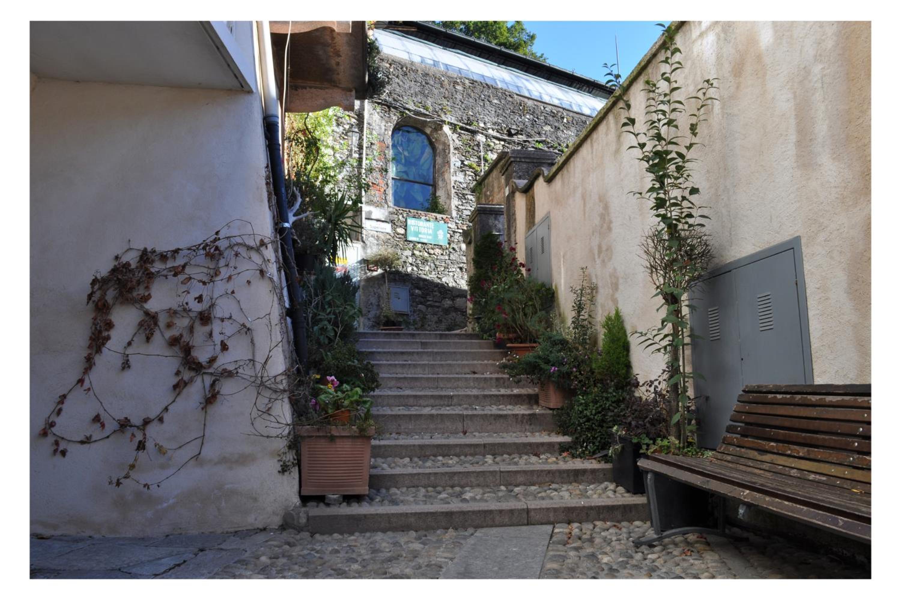Isola Bella Apartments - Via della Posta view 3