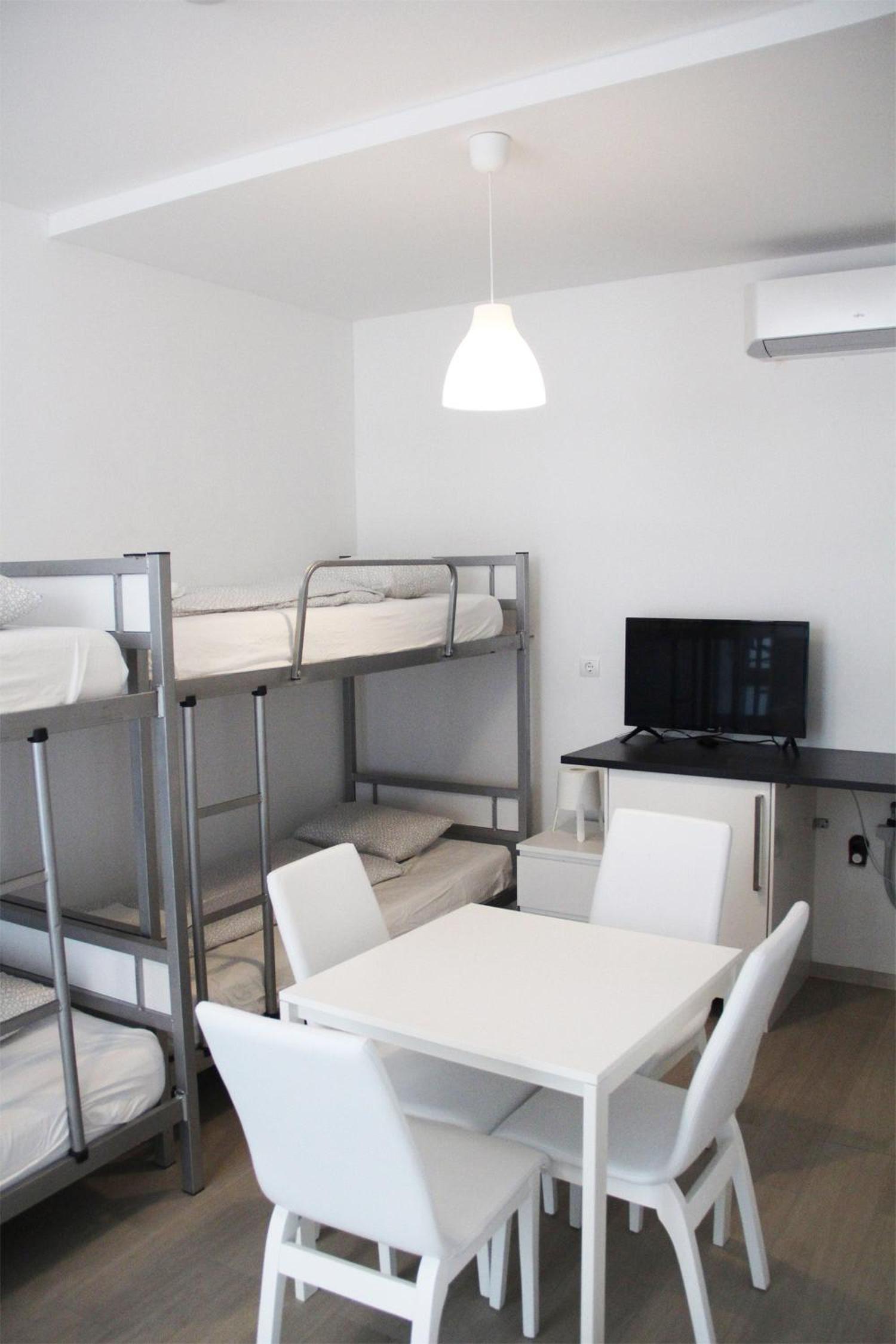 Hauptbahnhof Rooms