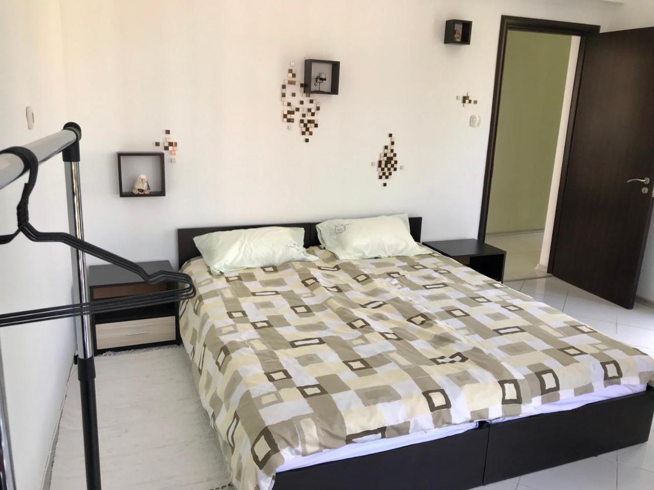 Helga Apartment