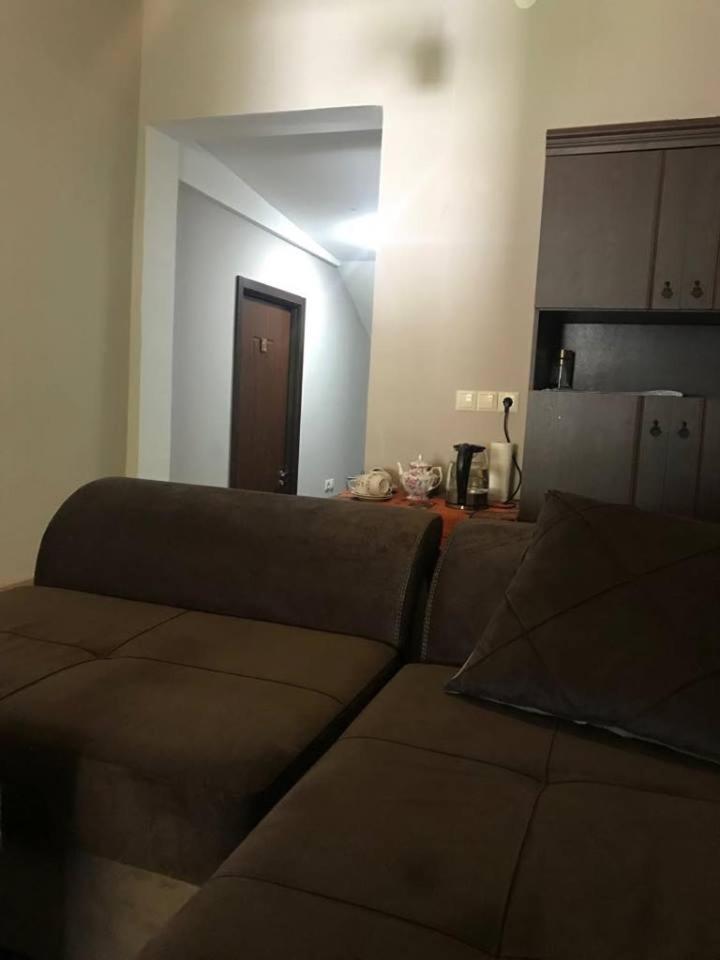Photo 33