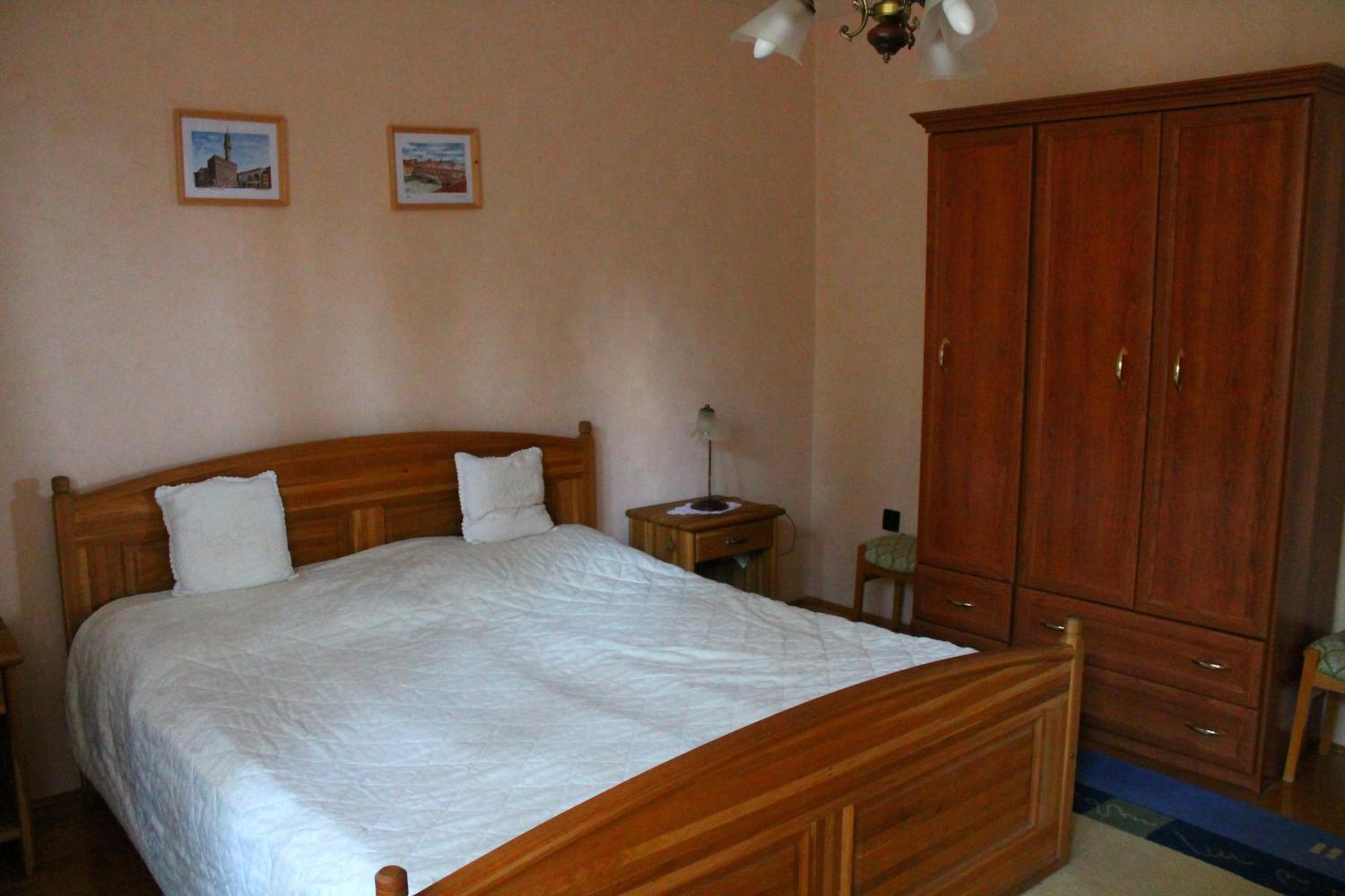 Ibolya Apartmanok view 2