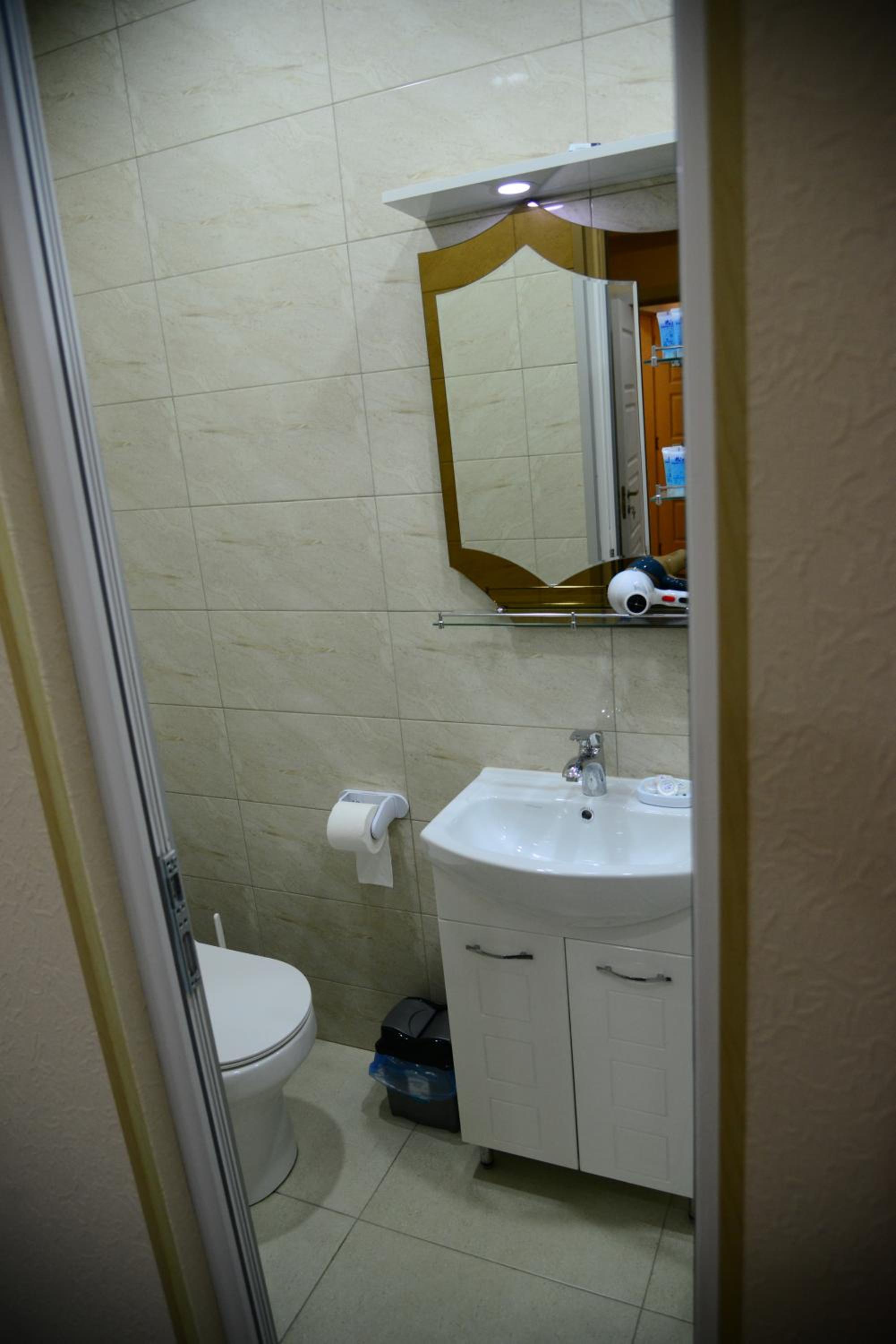 Photo 51