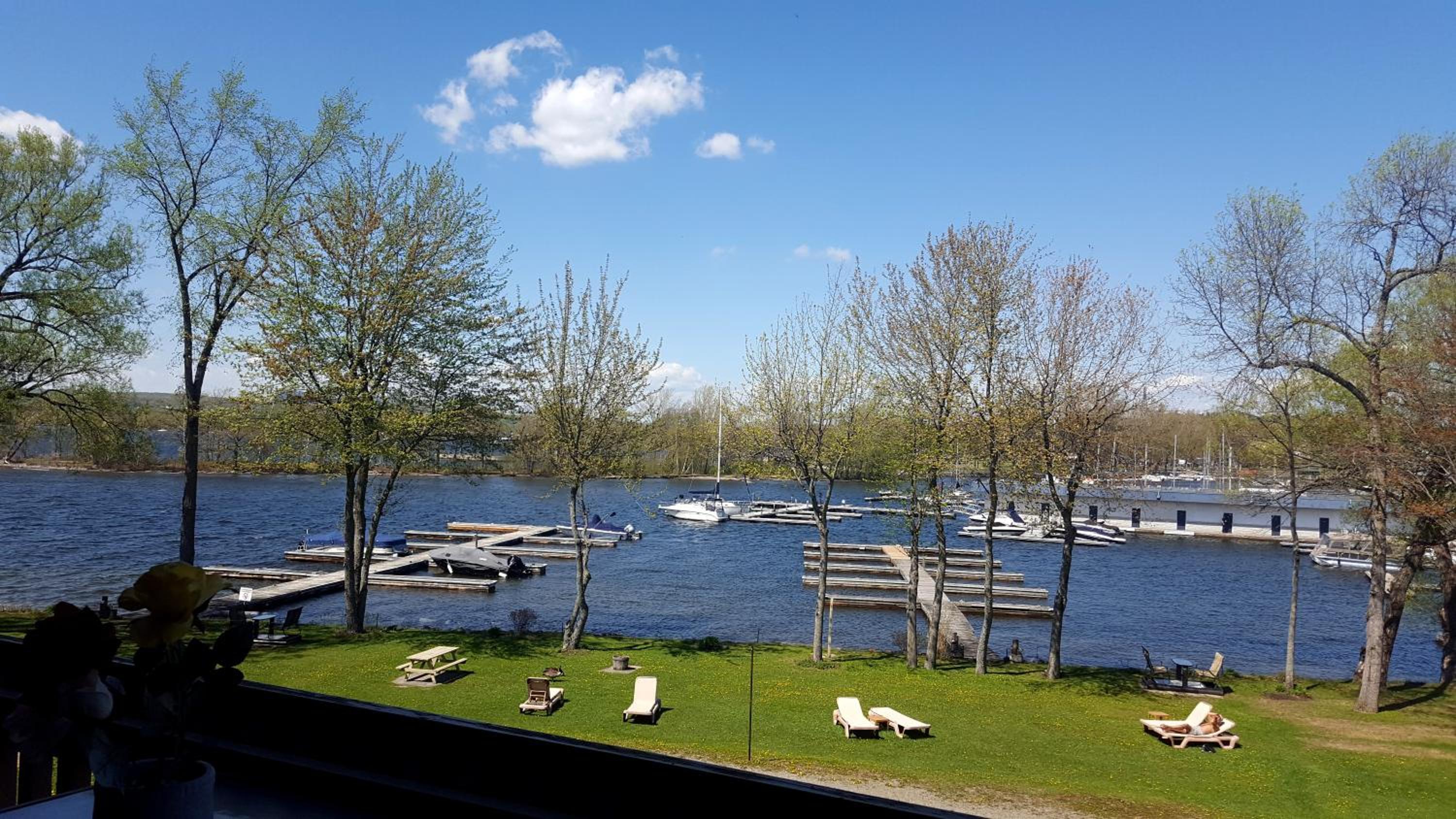 Location Tourisme Estrie - Oberge du Village