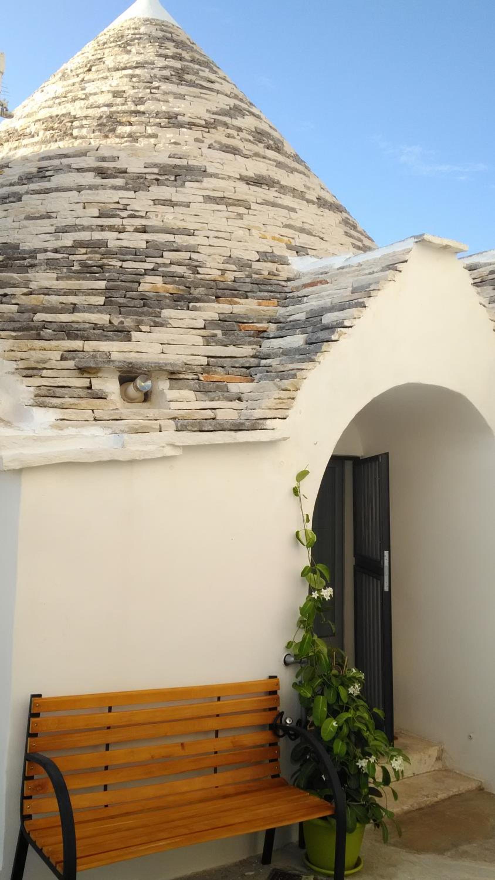 Trullo Assenzio view 4