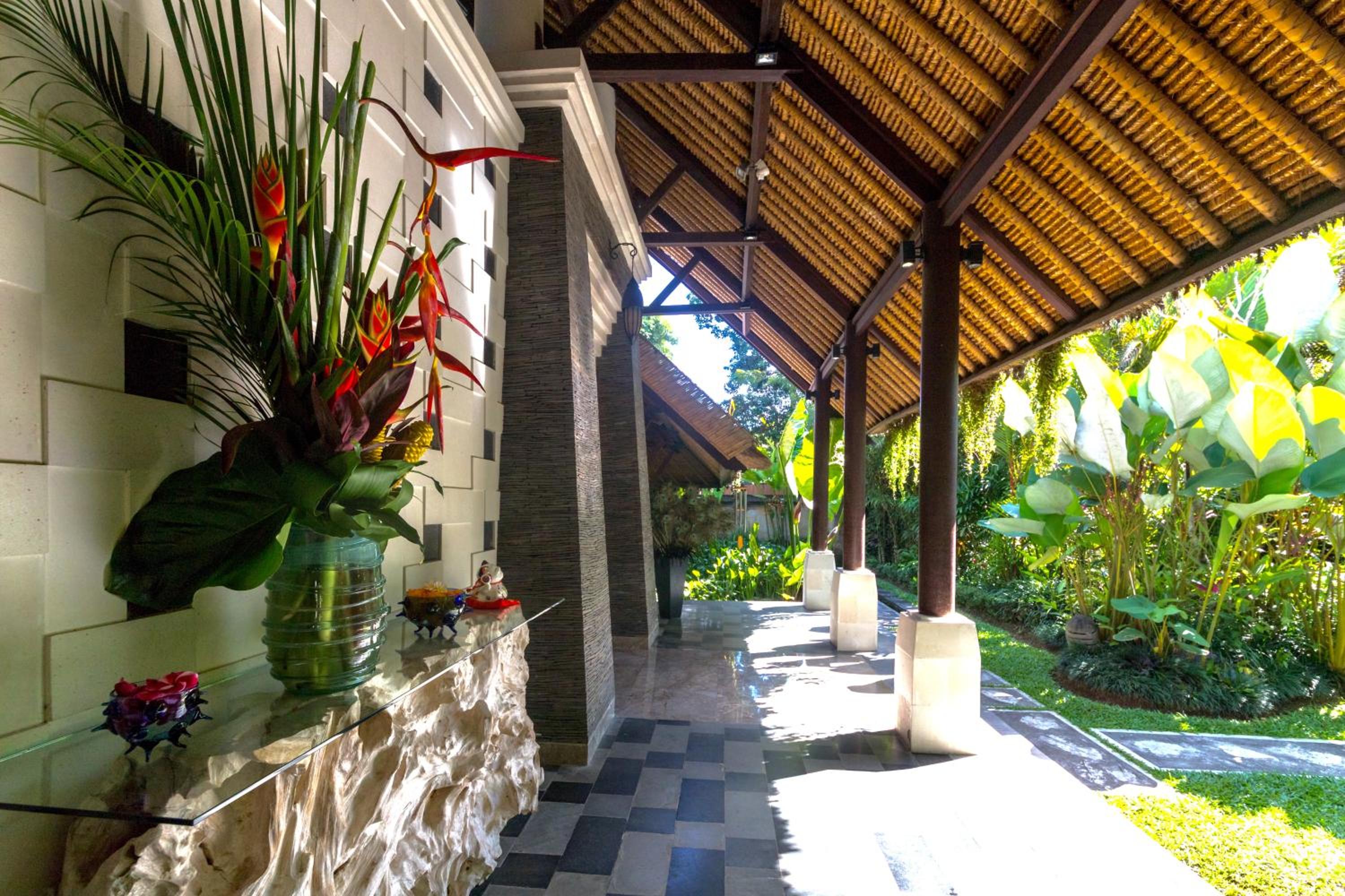 The Manipura Luxury Estate and Spa Up to 18 person, fully serviced view 3