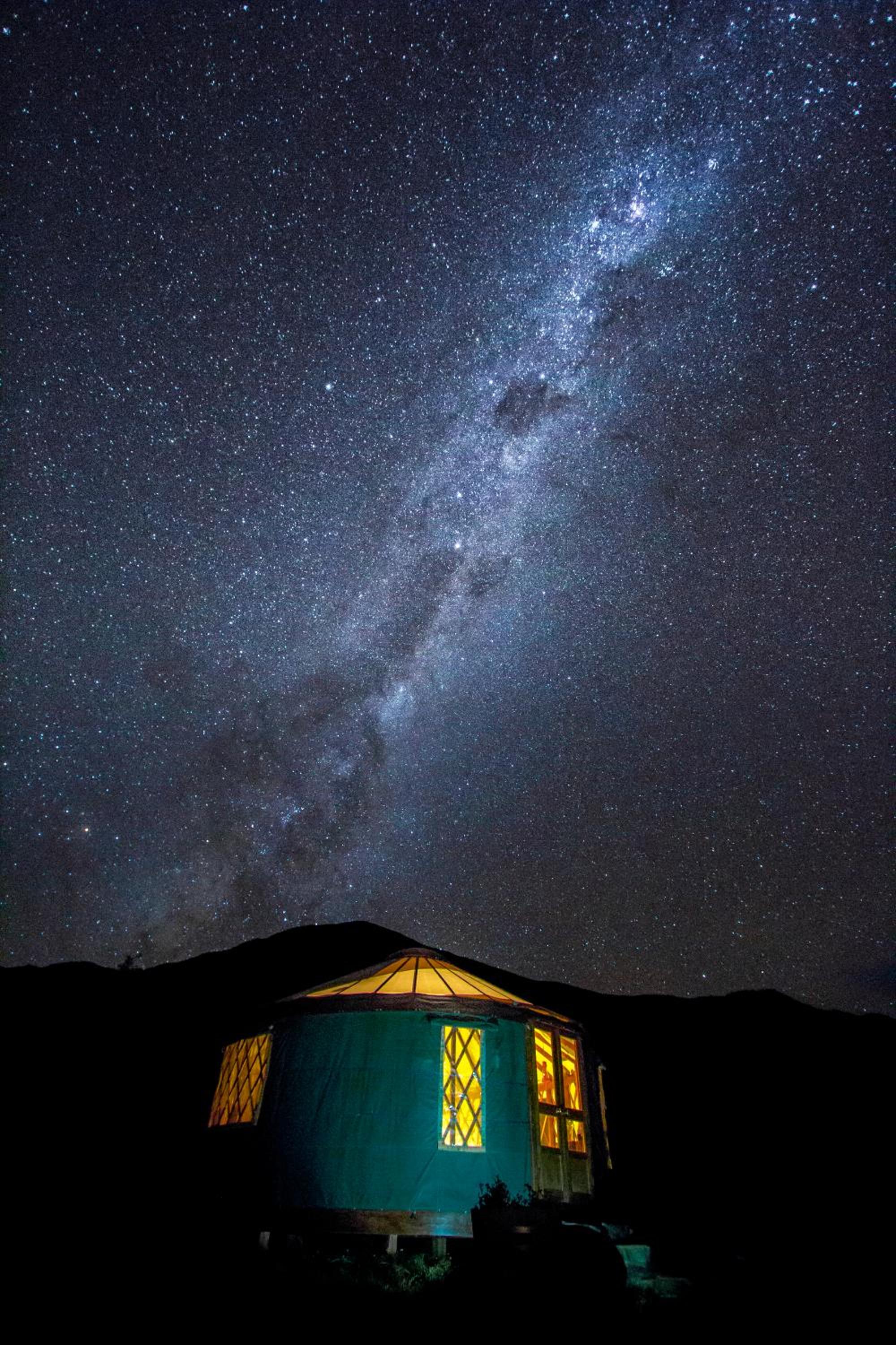 Mountain Yurt, Stunning Views, Near Wanaka view 5
