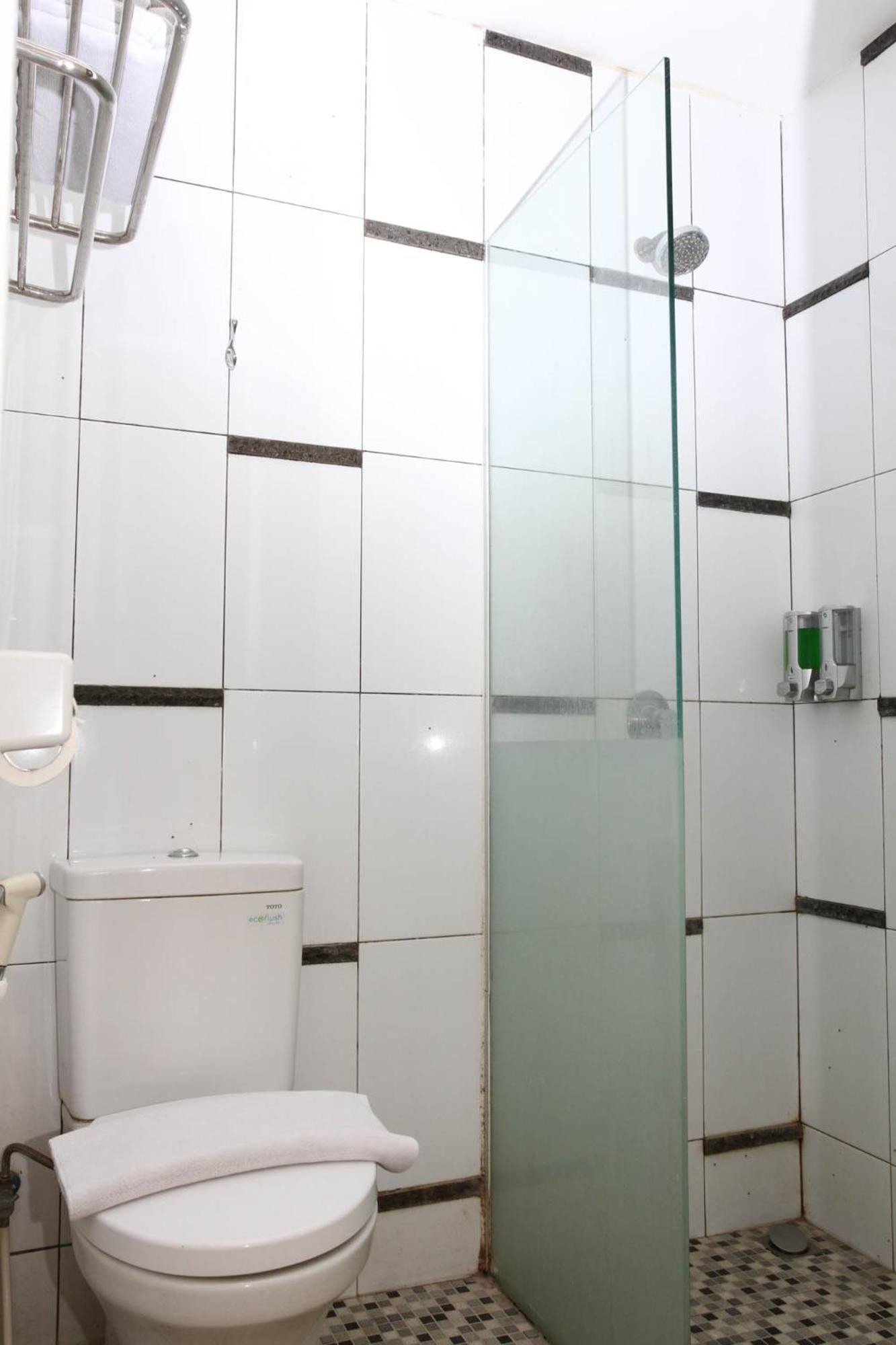 Aventree Homestay, Malang - 14