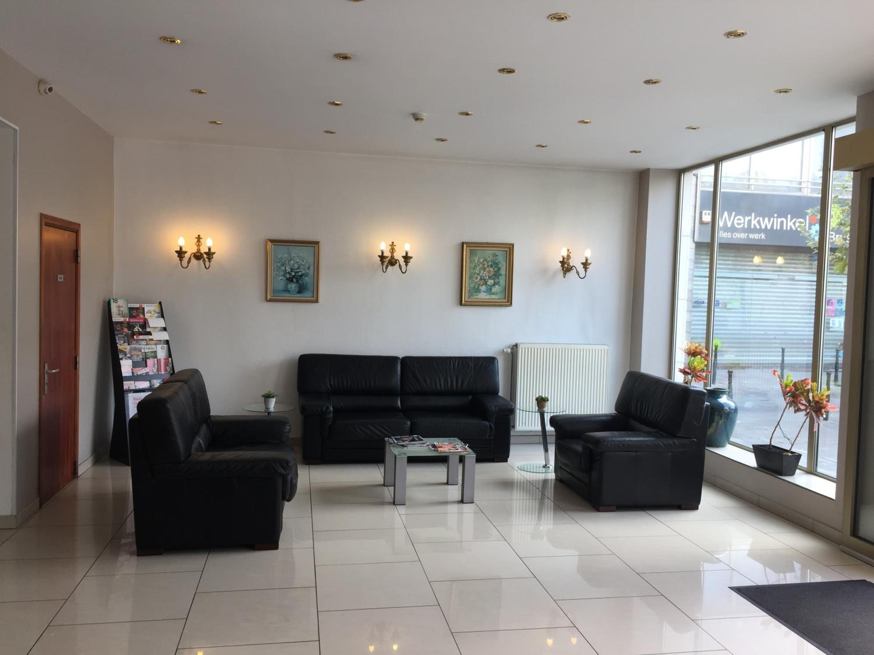 Hotel Windsor - Image 1