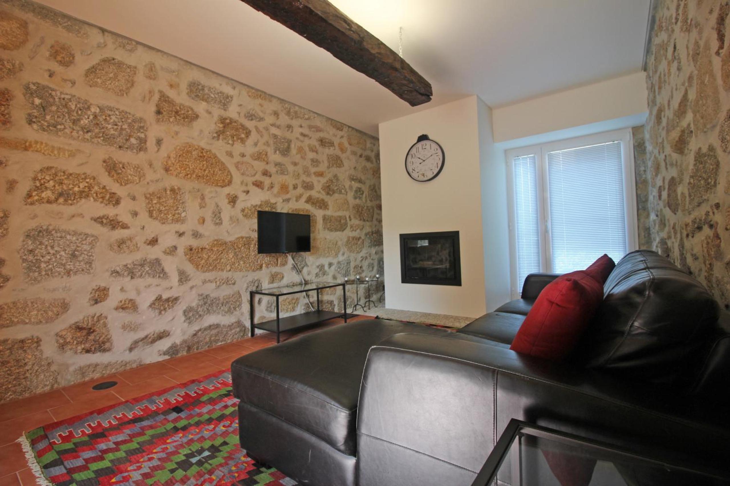 Casa Roupar by Gerês Casas view 3