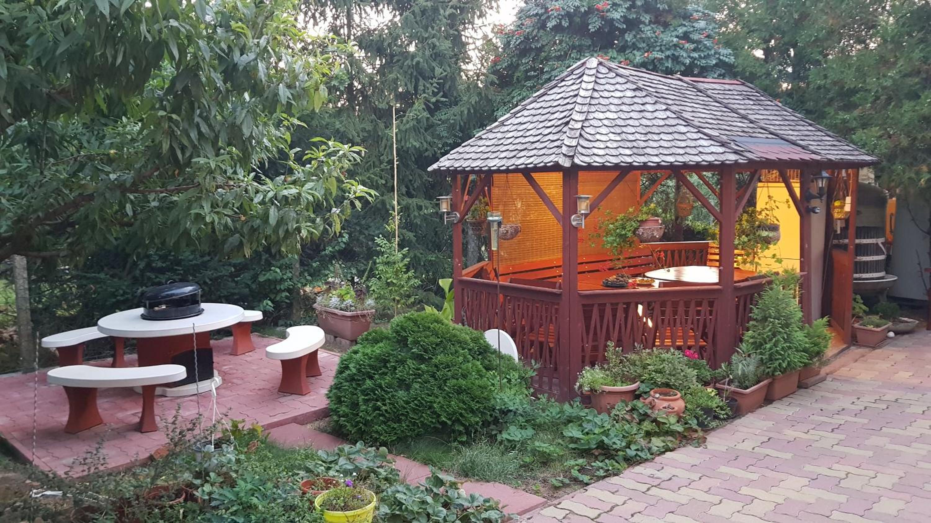 Főczény Pince és Vendégház view 3