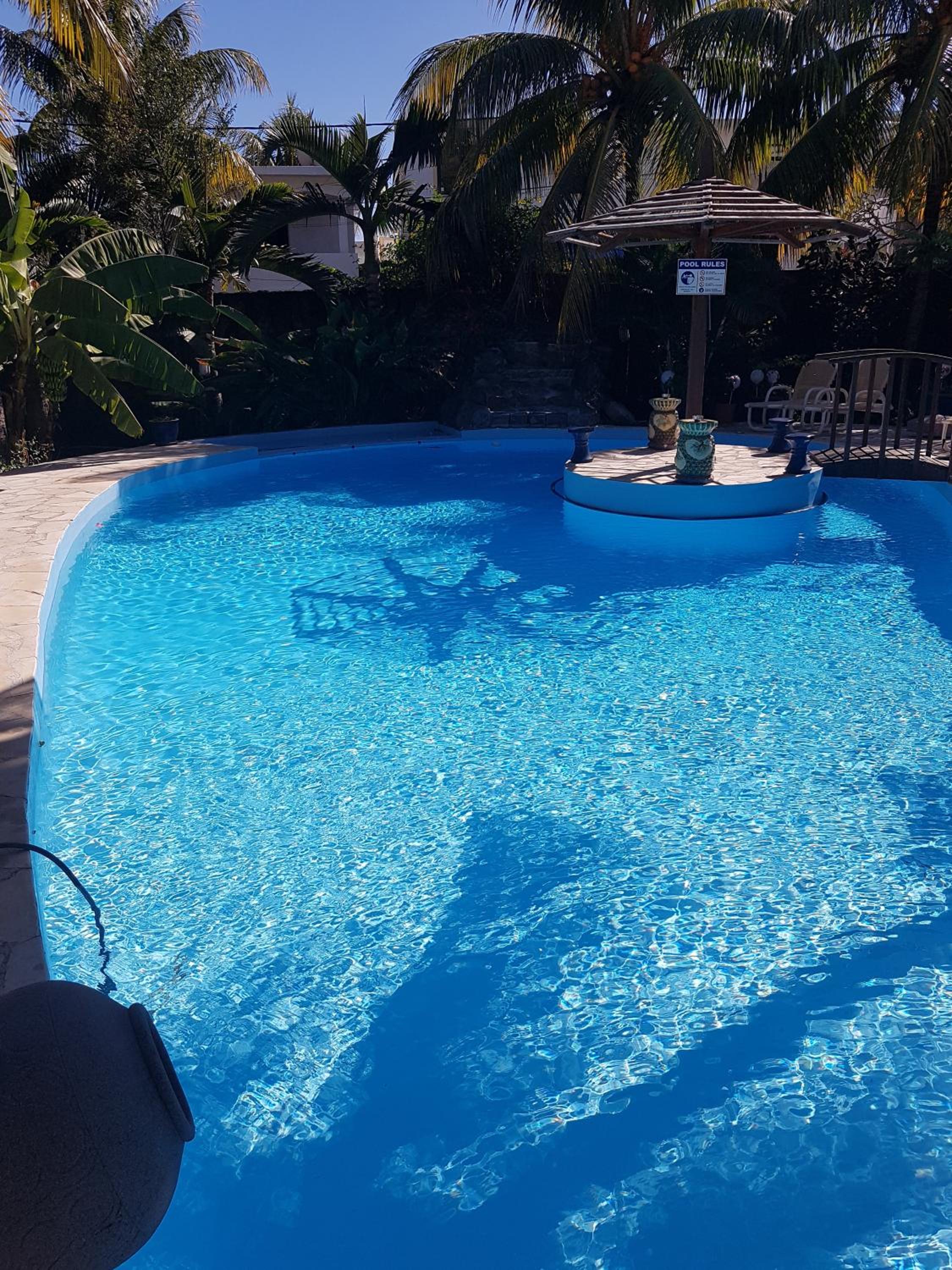 Villa Tourelle of Paradise with Private Heated Pool may-Aug