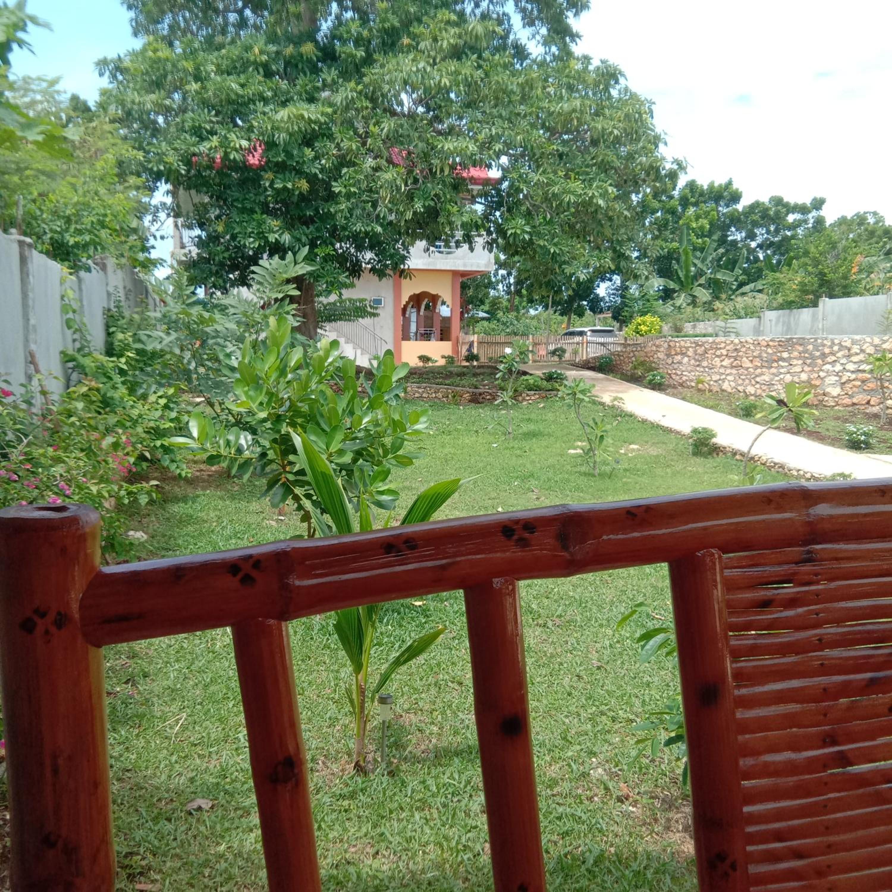 Photo 9