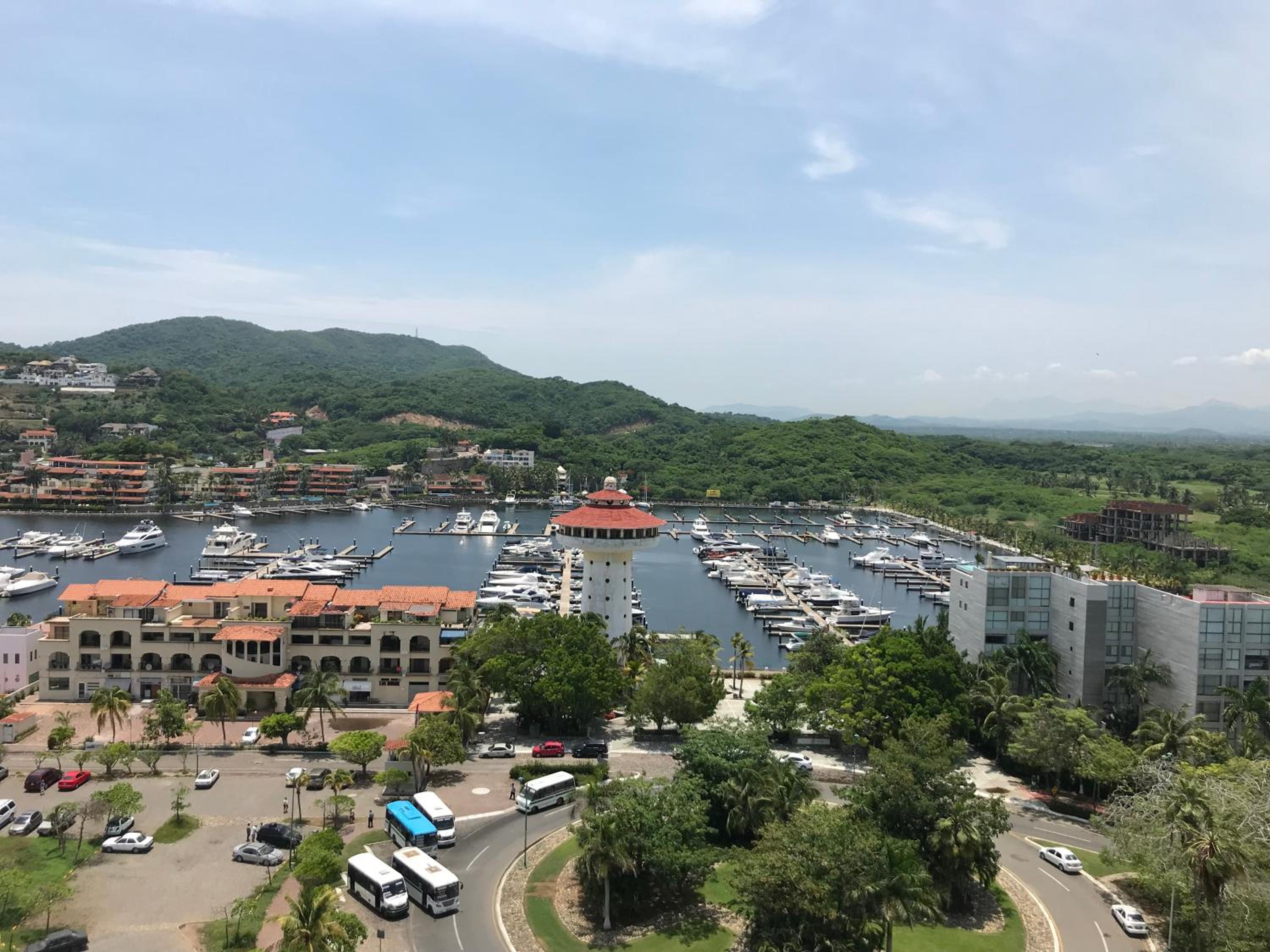 Hotel Peninsula 12 D - Image 1