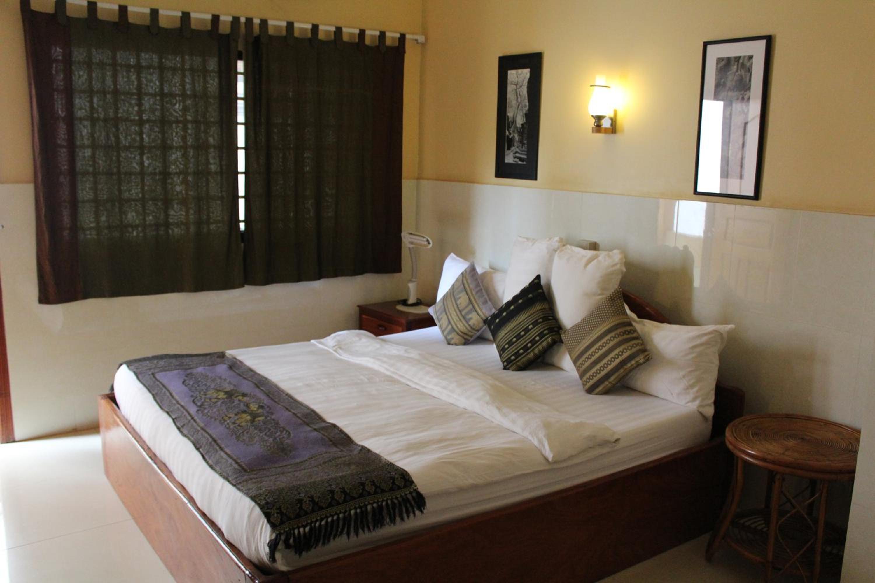 Seven Candles Guesthouse