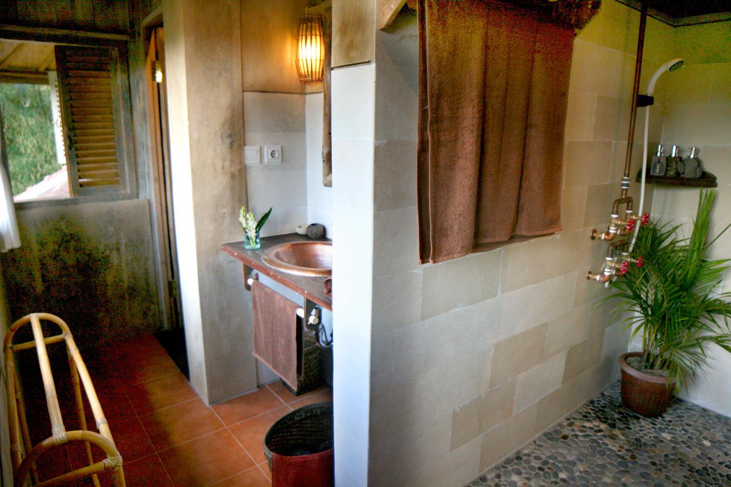 Photo 32