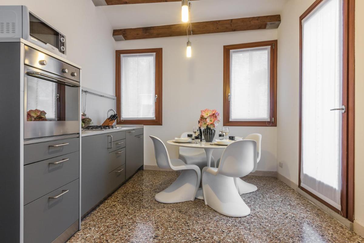 Ca' Della Frutta Venetian Apartment