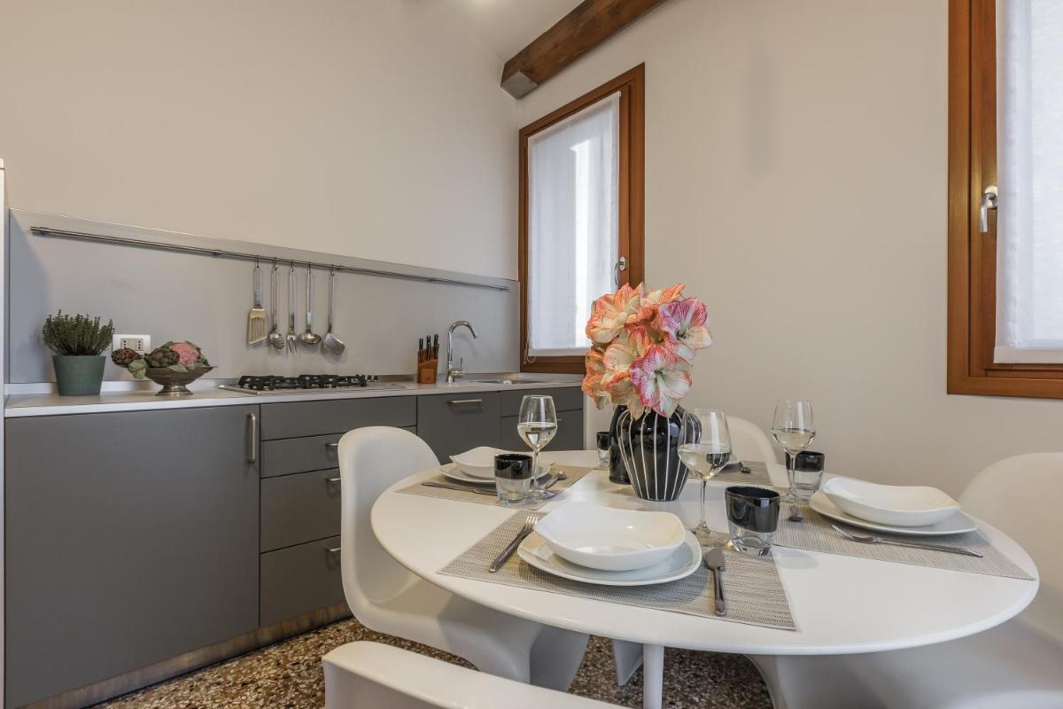 Ca' Della Frutta Venetian Apartment
