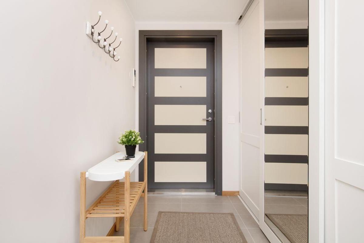 Tallinn City Center, brand new apartment + free parking view 3